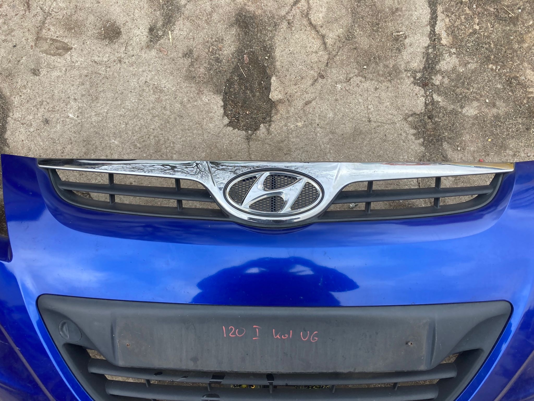 HYUNDAI I20 and bumper front front complete 2008-12R