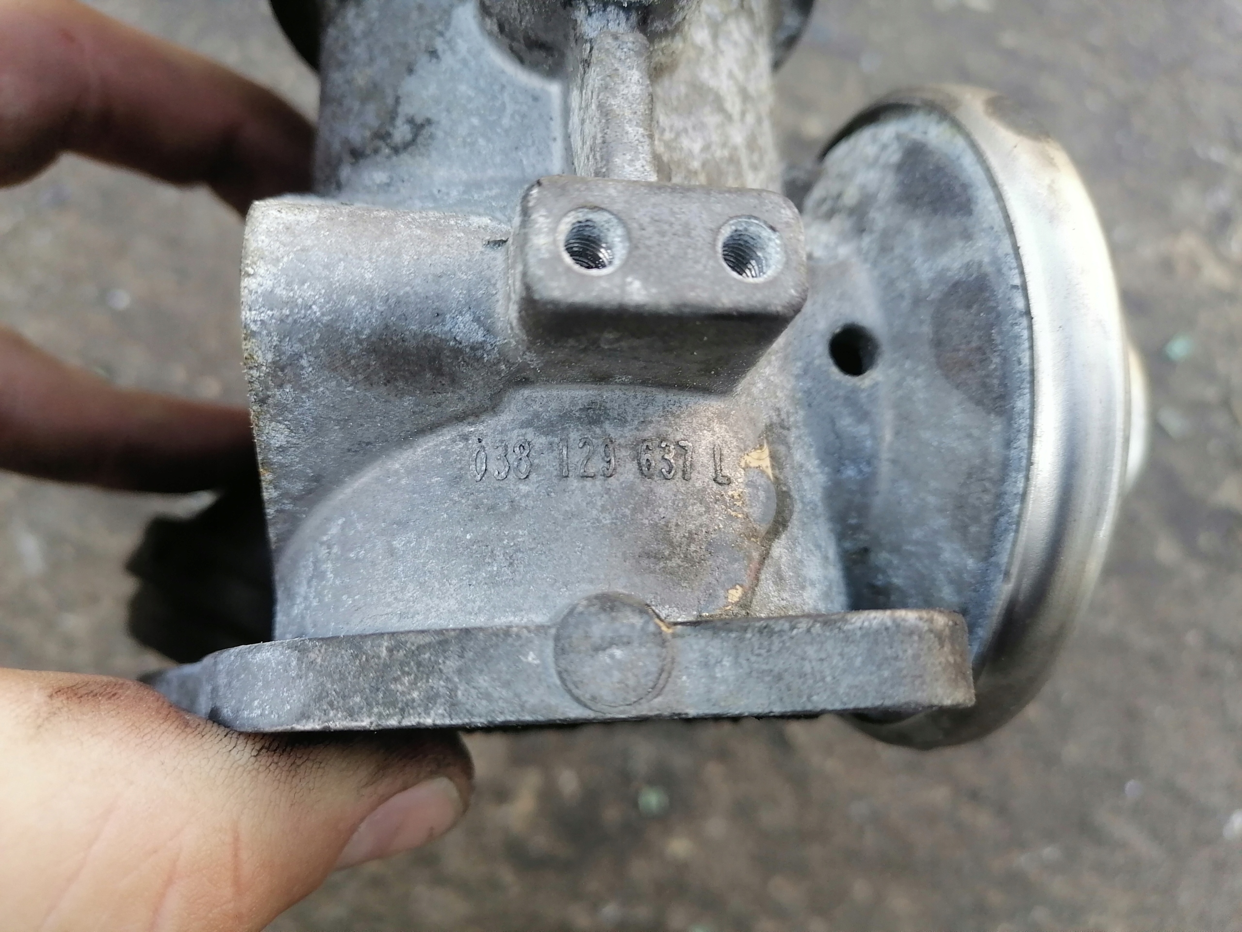 AGR-Ventil recyrkulacji Audi A3 1.9 TDI 130 KM ASZ