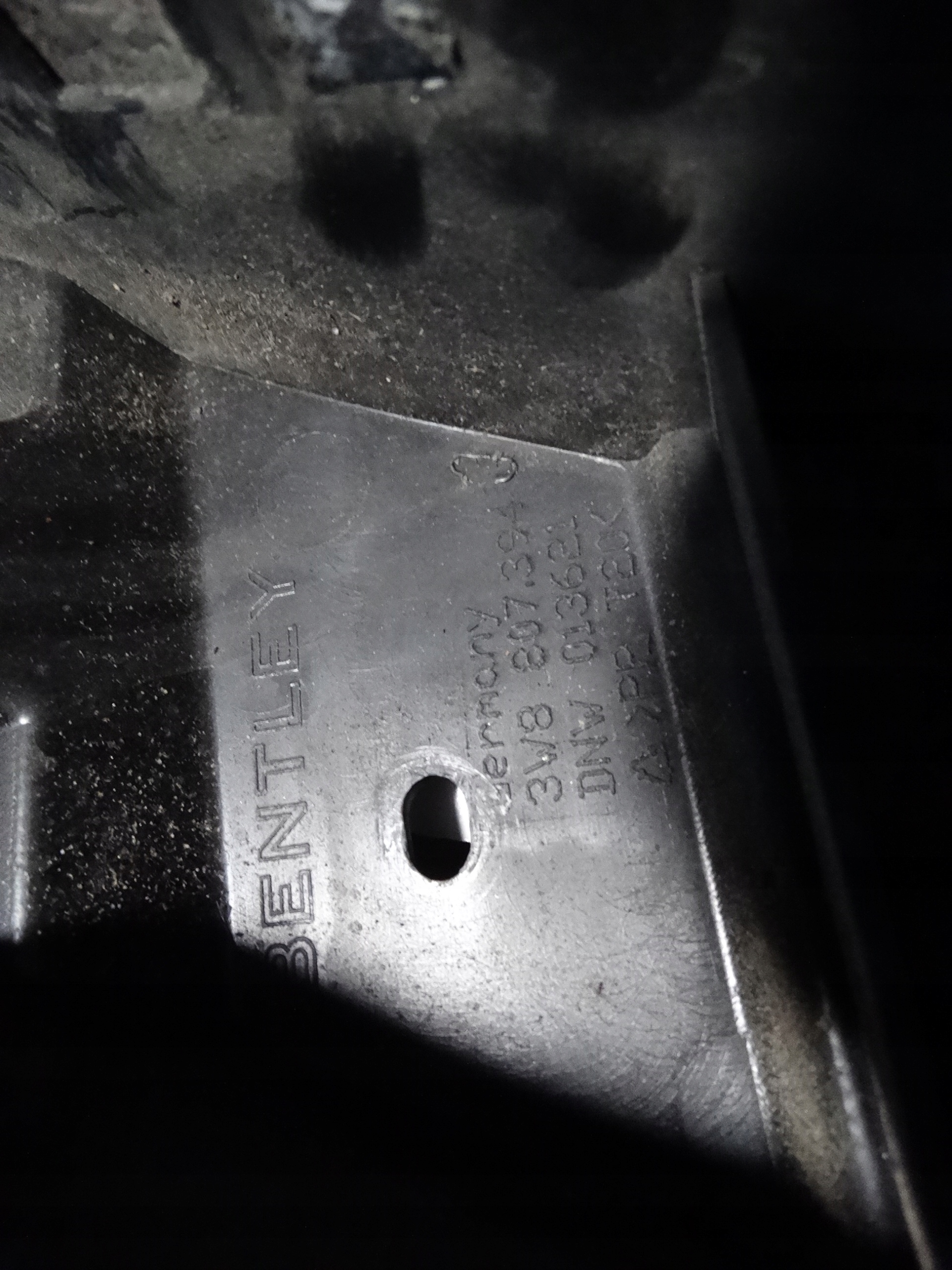 IDEAL bumper bracket rear right BENTLEY GT GTC 1