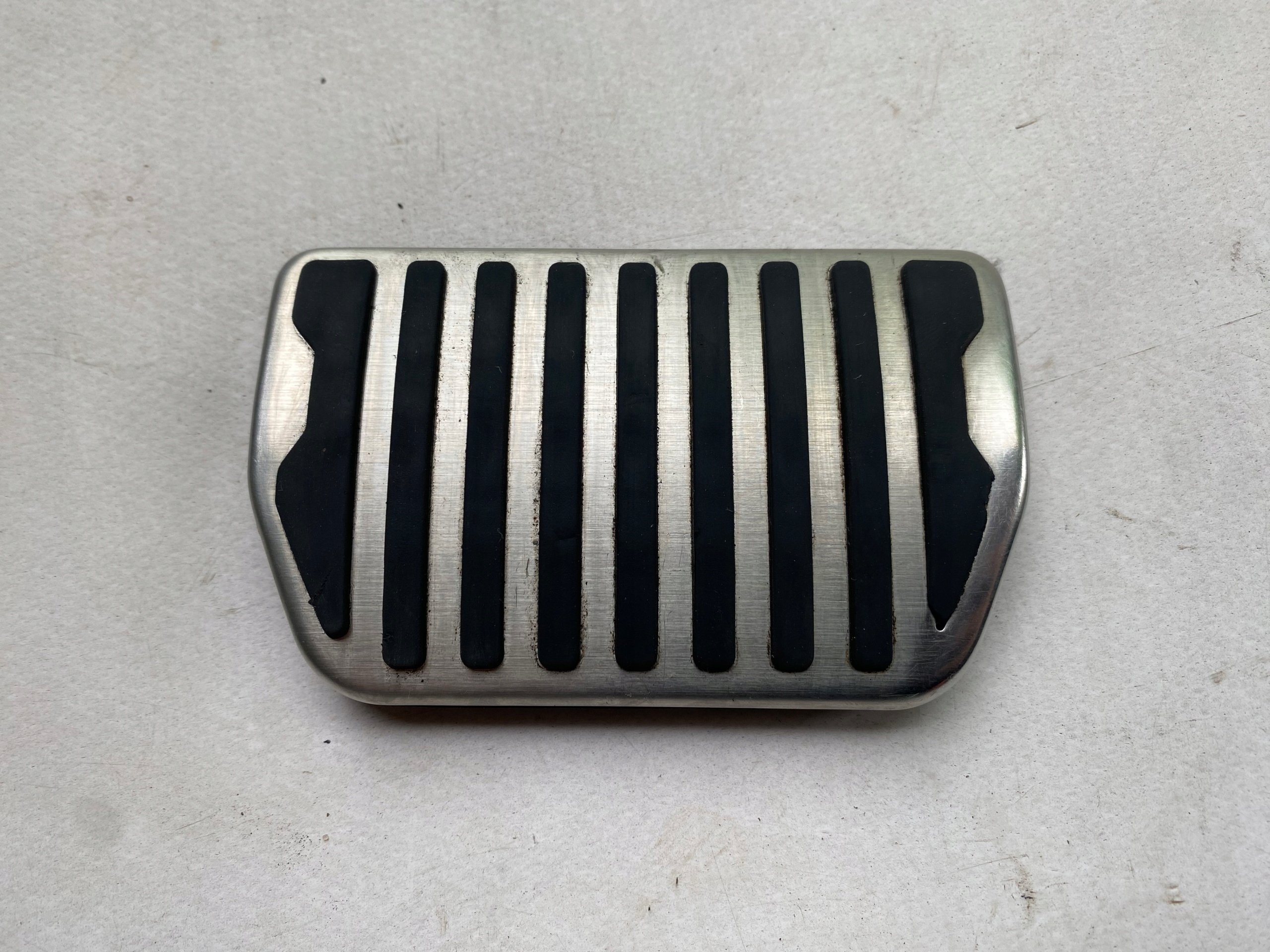 NAKŁADKA NA PEDAŁ HAMULCA JAGUAR XE XF F-PACE X761