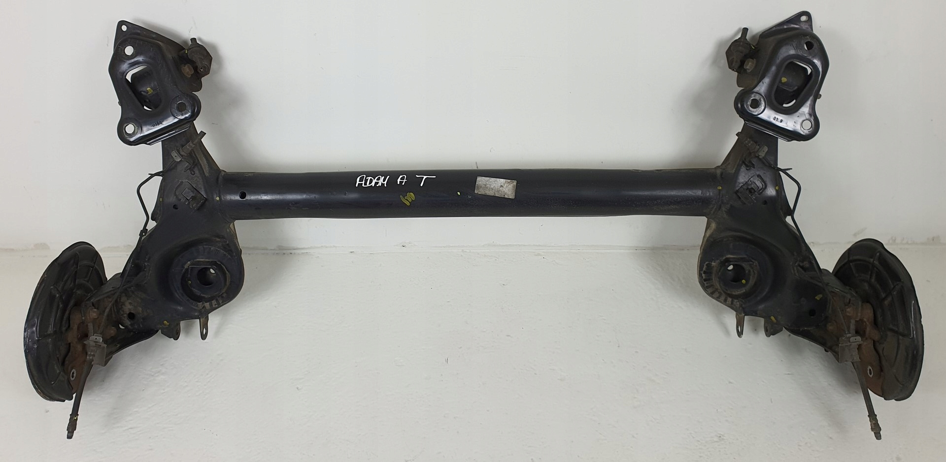 ZAWIESZENIE TYLNE BELKA OŚ TYŁ OPEL ADAM