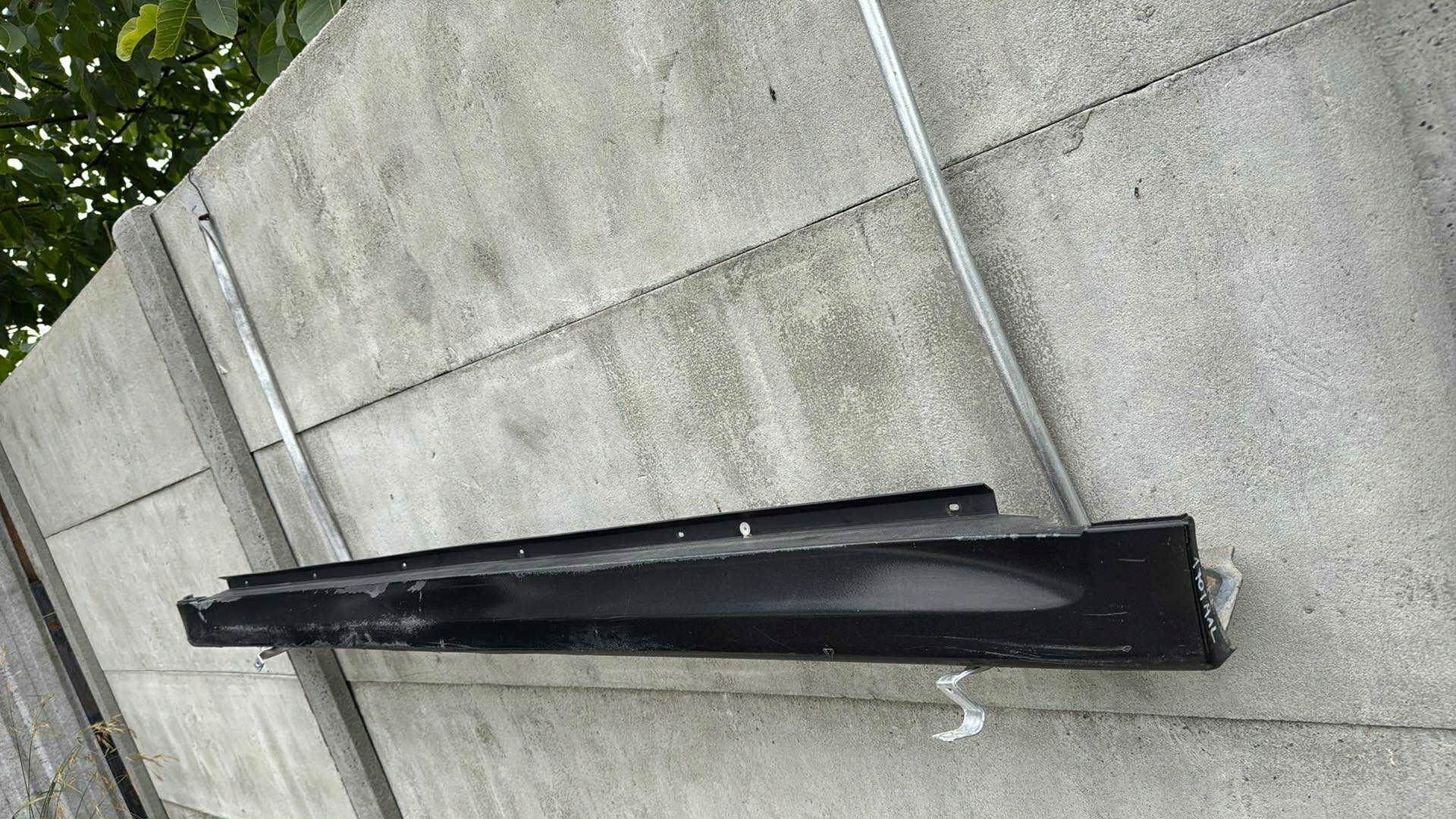 left moulding threshold SAAB 9-3 93 VECTOR ARC colour 170 sedan kombi 02-07 threshold