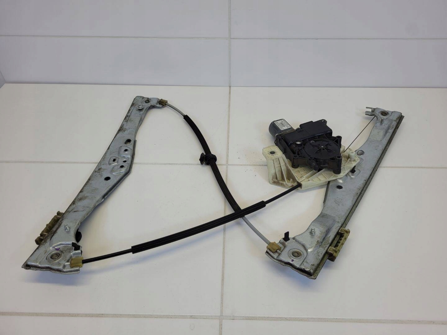 window regulator electrical front right side Citroen C4 Cactus 2016