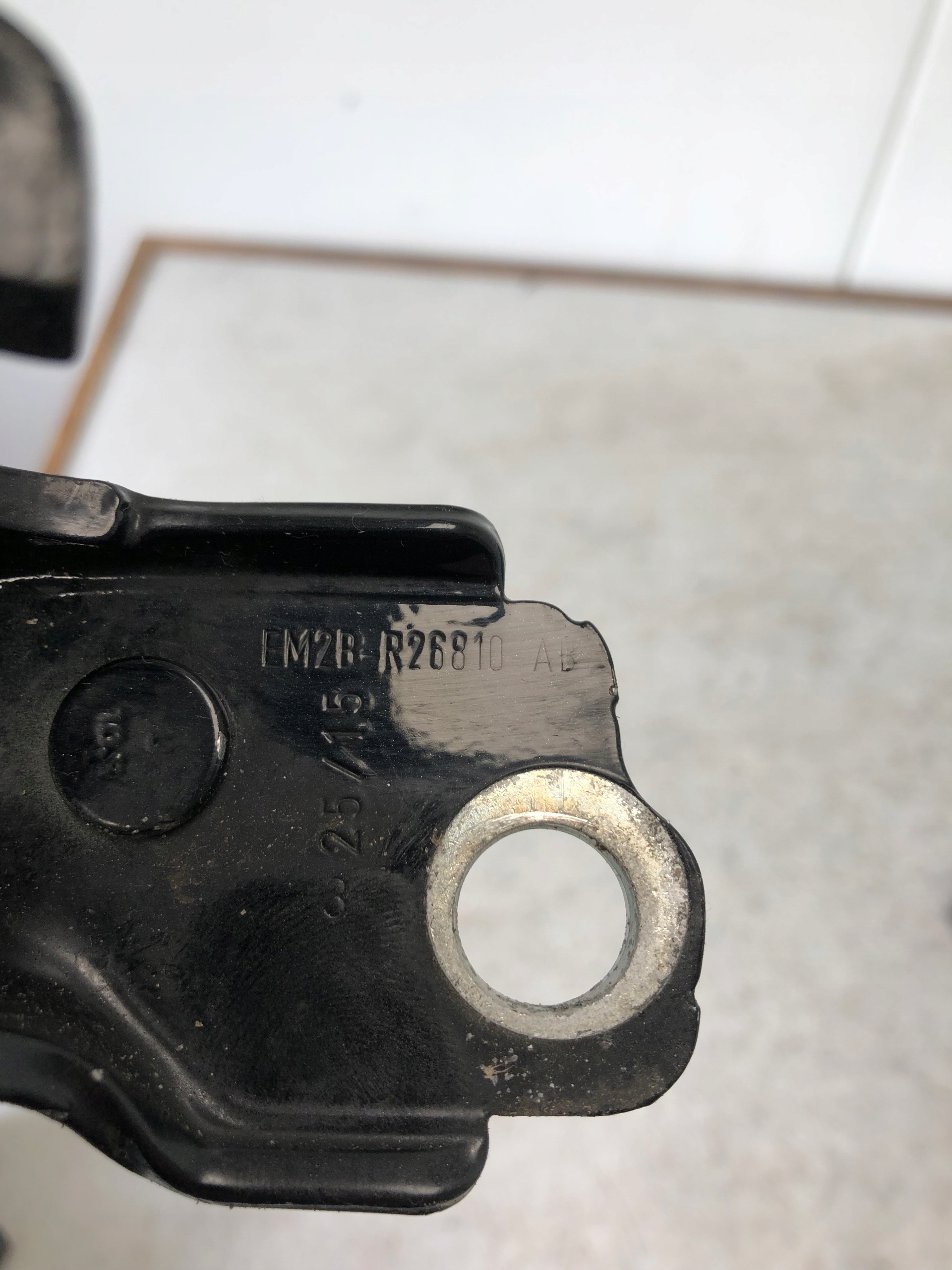 hinge door right rear part FORD S-MAX MK2
