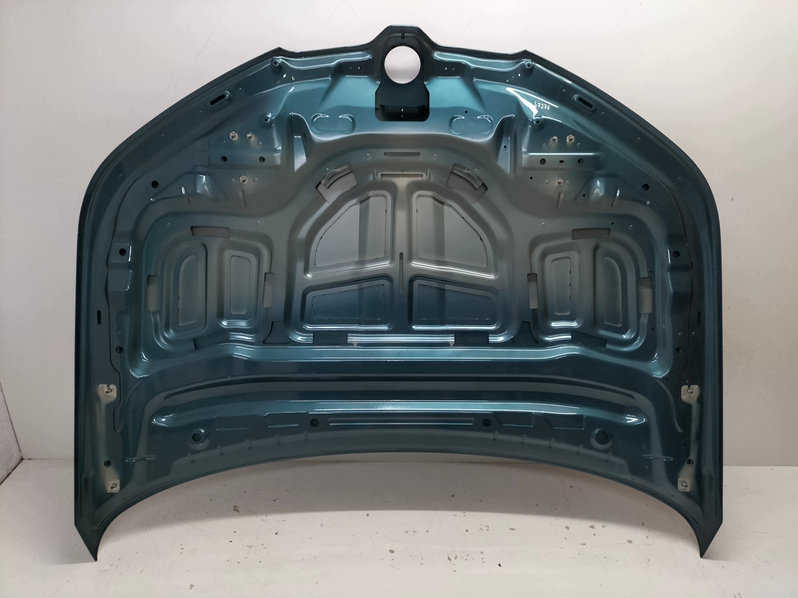 Cofano BMW IX i20 21