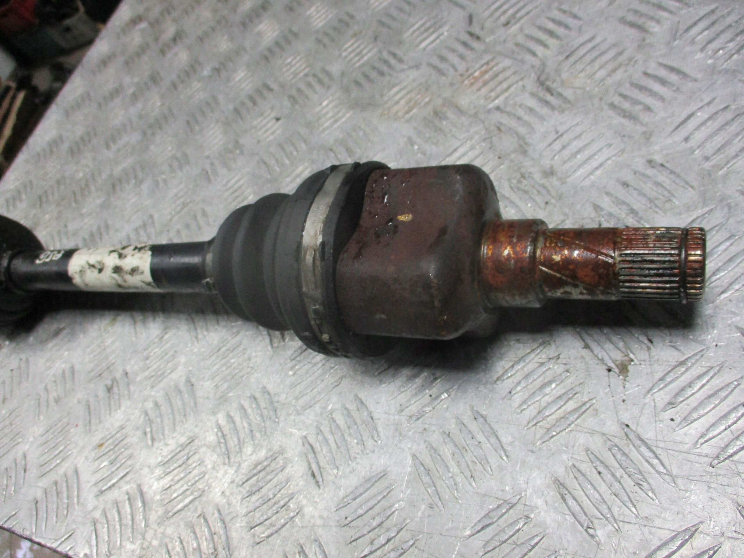 semi-axis left Mini Cooper R56 1.4i 4853485