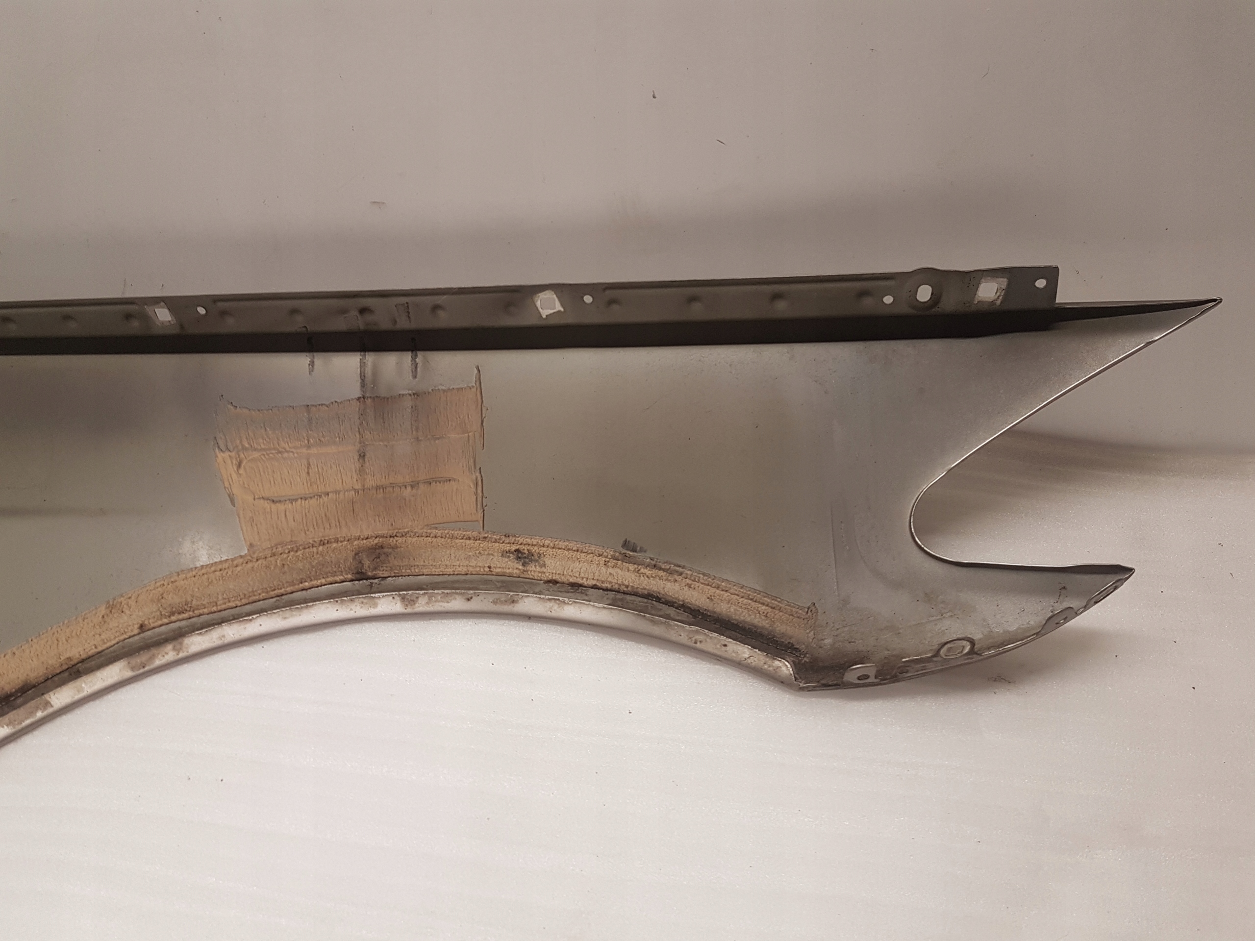 fender left front BMW F10 F11