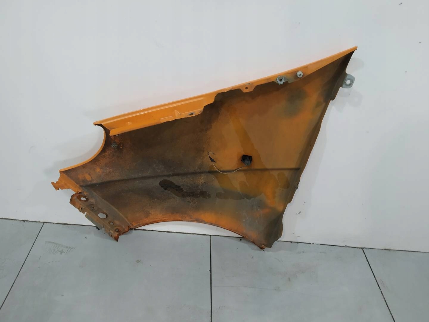 parafango Destra Anteriore POMARANCZOWY Opel Vivaro e (2001-2014)