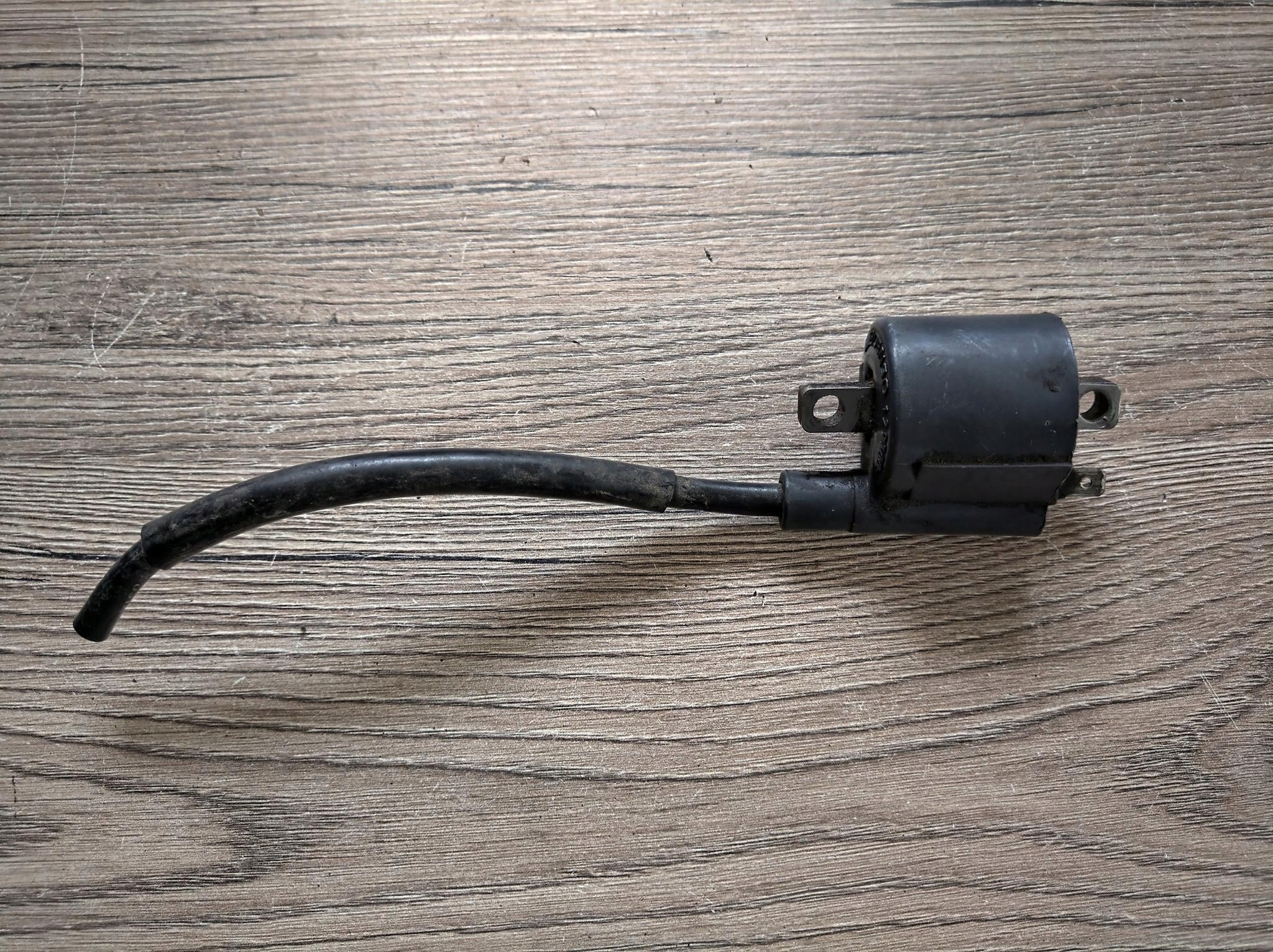 YAMAHA SR 500 CEWKA ZAPŁONOWA 129700-2780