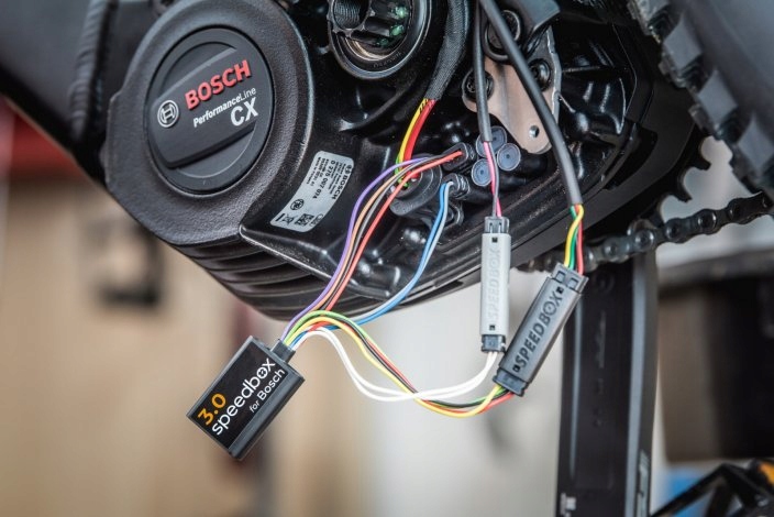 Speedbox 3.0 do Silników BOSCH, Bosch Performance CX gen4 Chip NIE DO SMART Stan opakowania oryginalne
