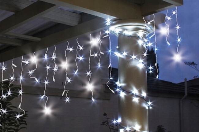 

Sople Zewnętrzne 100 Led Lampki+flash Zimne IP44