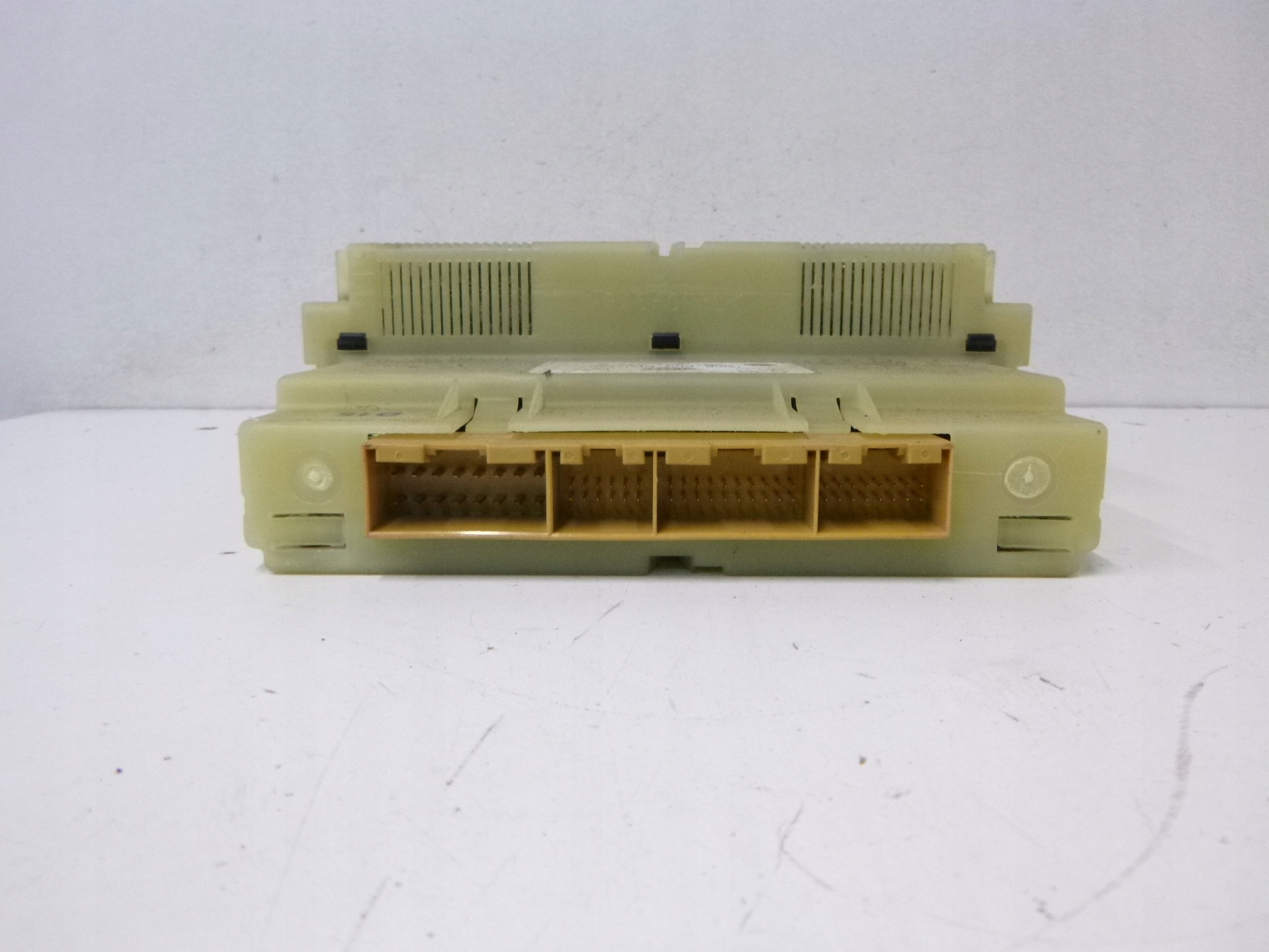 UNITE COMMANDE CLIMA BOUCHES BUSES VW PASSAT B5 98R.