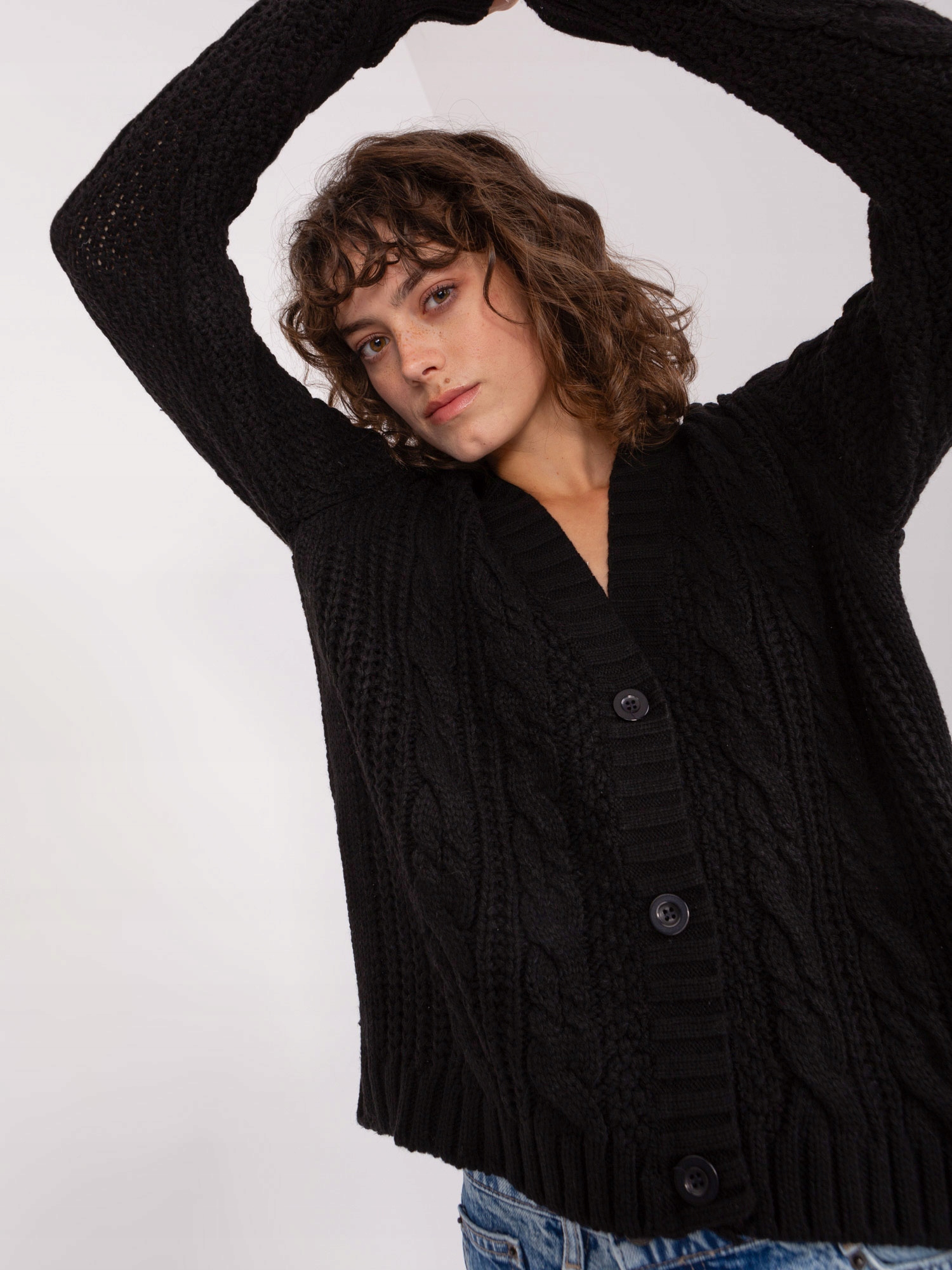 Czarny ROZPINANY sweter Z WEŁNĄ 8016 DEKOLT V one size