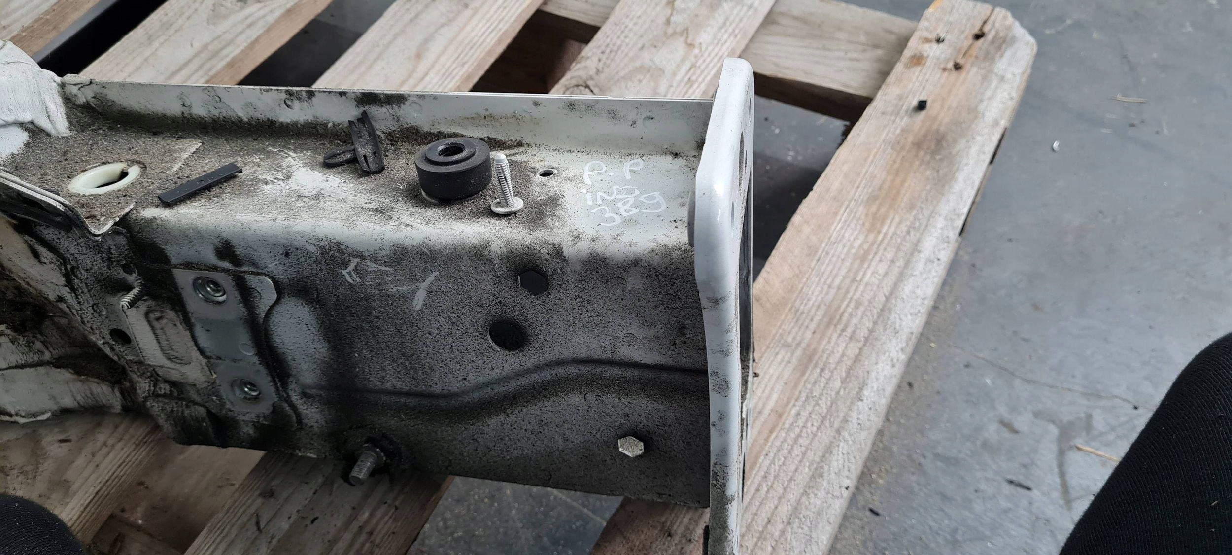 A5 8W S5 quarter right right front LS9R A4 B9 8W S4