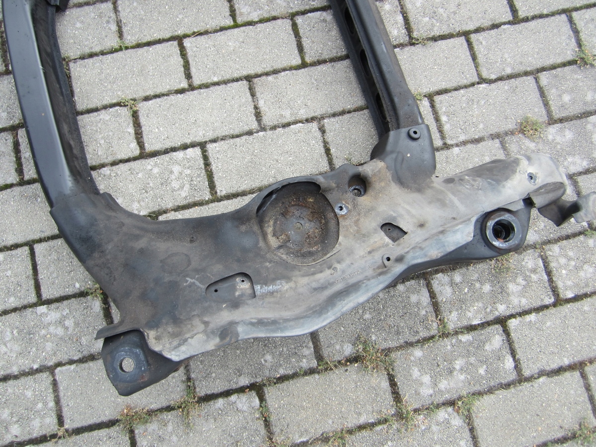 axle beam subframe of the engine Mercedes W221 S320 3.0 CDI