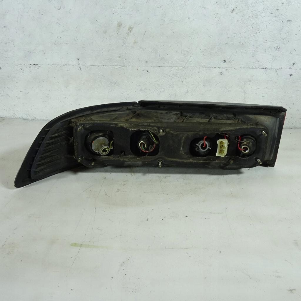 MAZDA 323 F light rear part right
