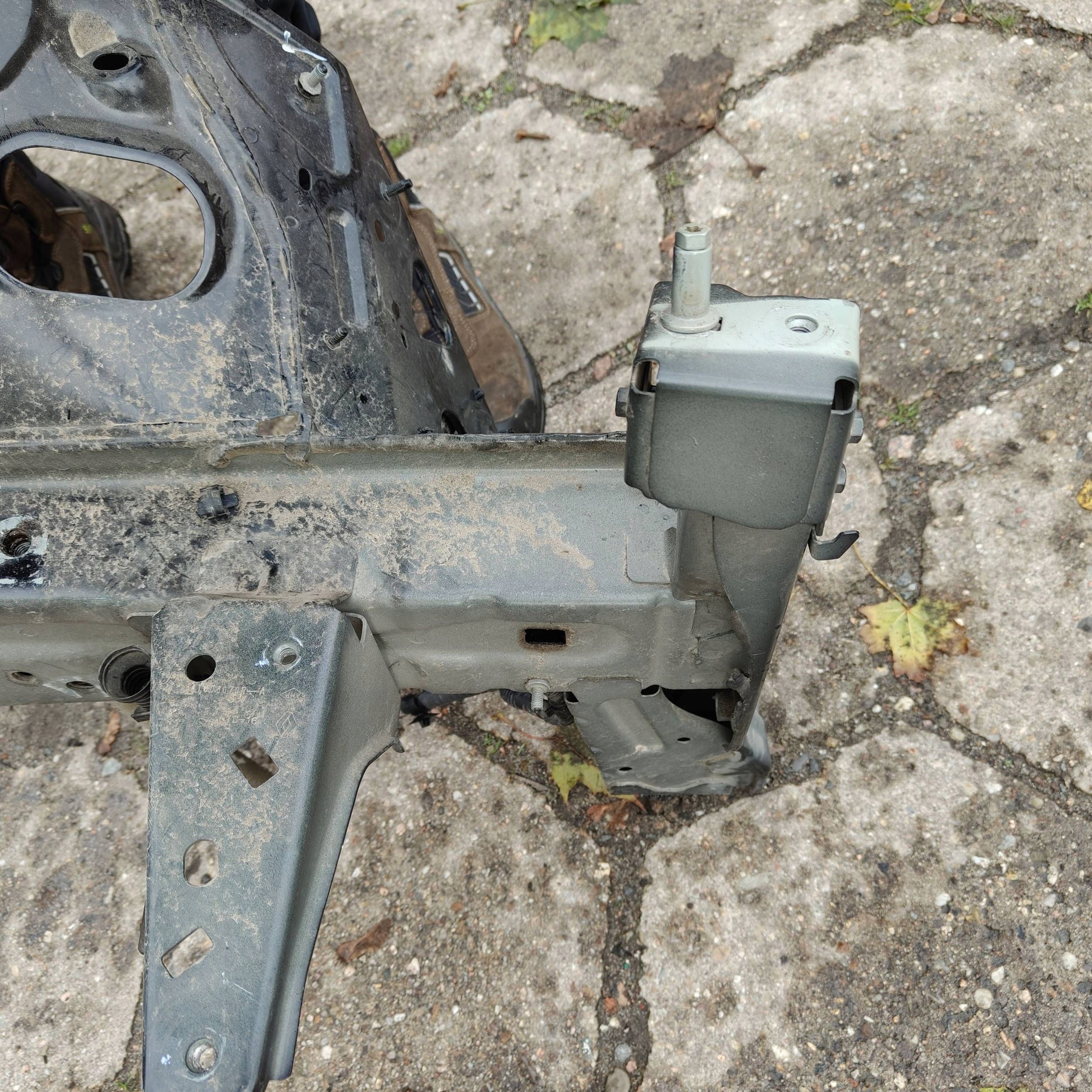 Renault Talisman 2016 front side left quarter front