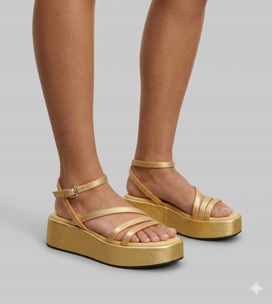 Tommy Hilfiger – Zlaté Klasické Sandály Na Platformě S Přezkou 37 I1B
