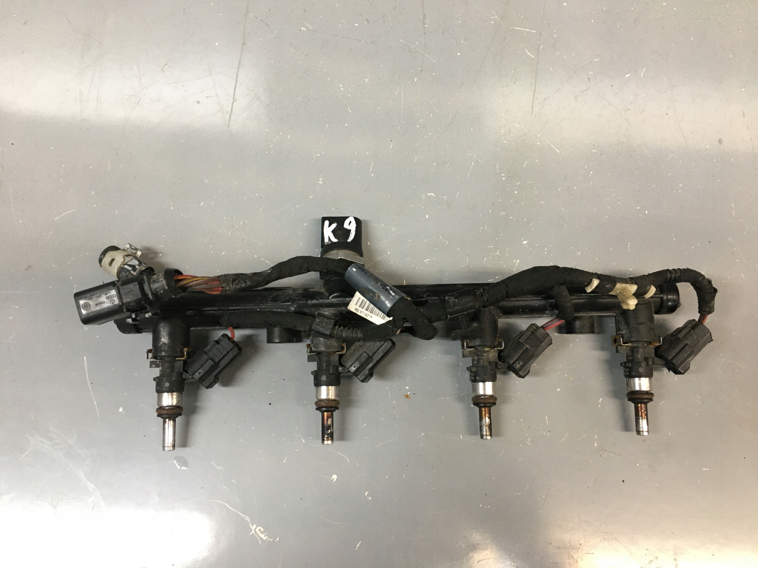 LEON III 5F 1.8 2.0 TSI LISTWA WTRYSKOWA WTRYSK KP