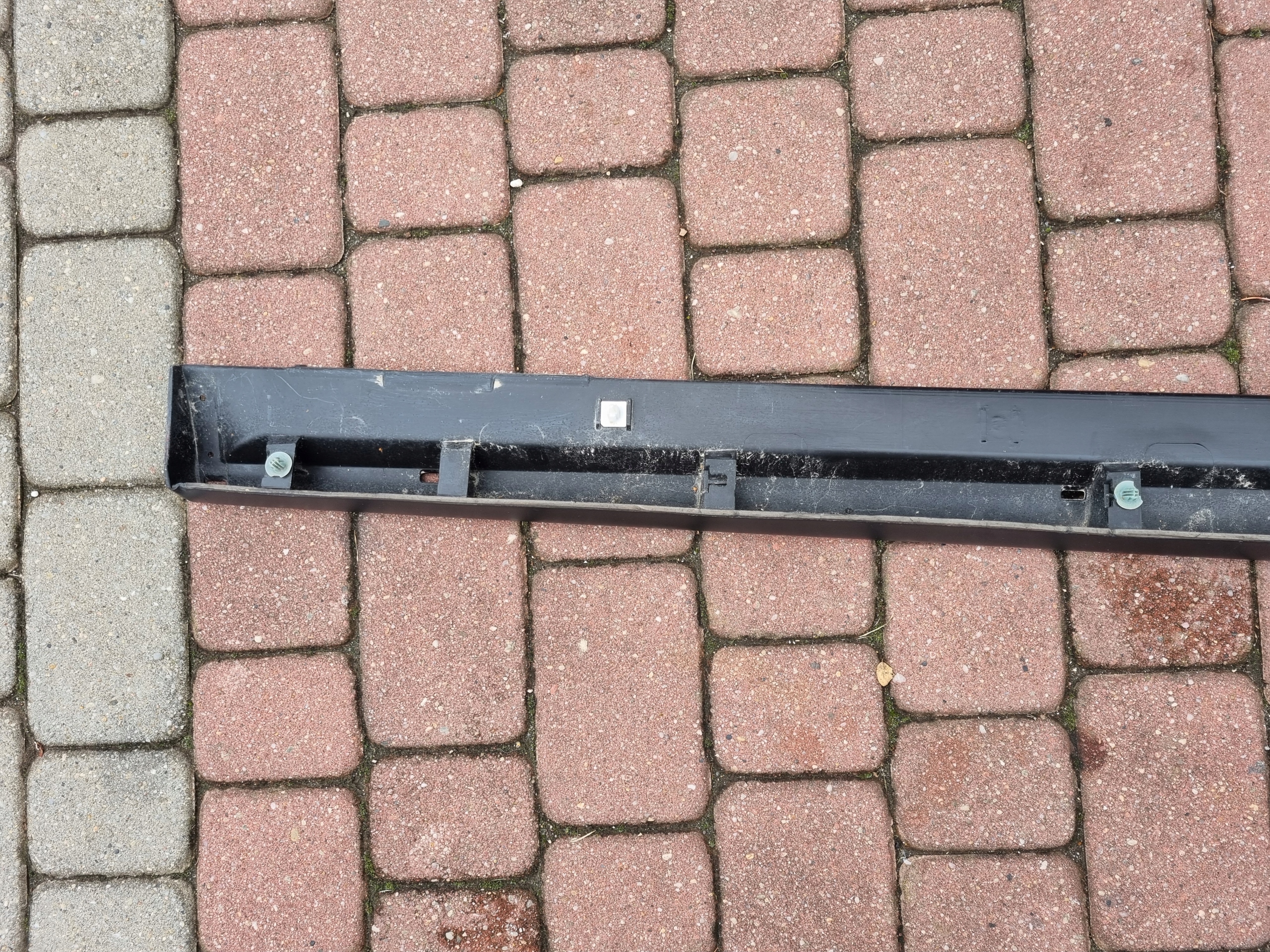 mitsubishi Space Star II молдинг порога правая 6512A480