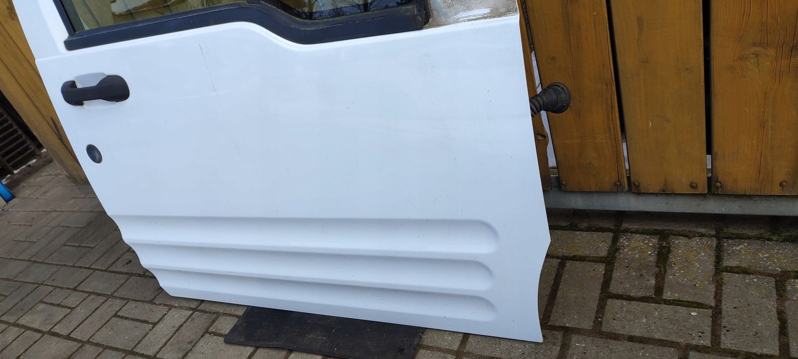 dveře předek přední pravé Ford Transit Connect MK1 AA