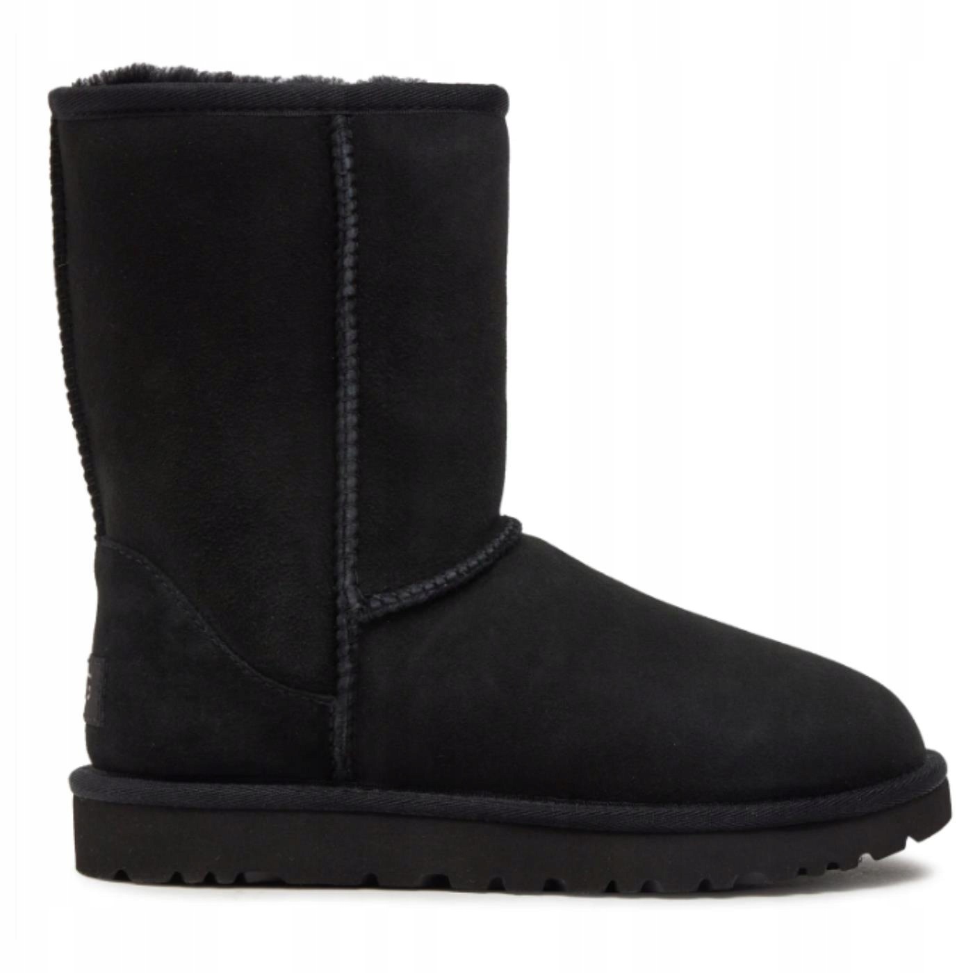Dámské sněhule Ugg Classic Short II 1016223-BLK černé semišové 38