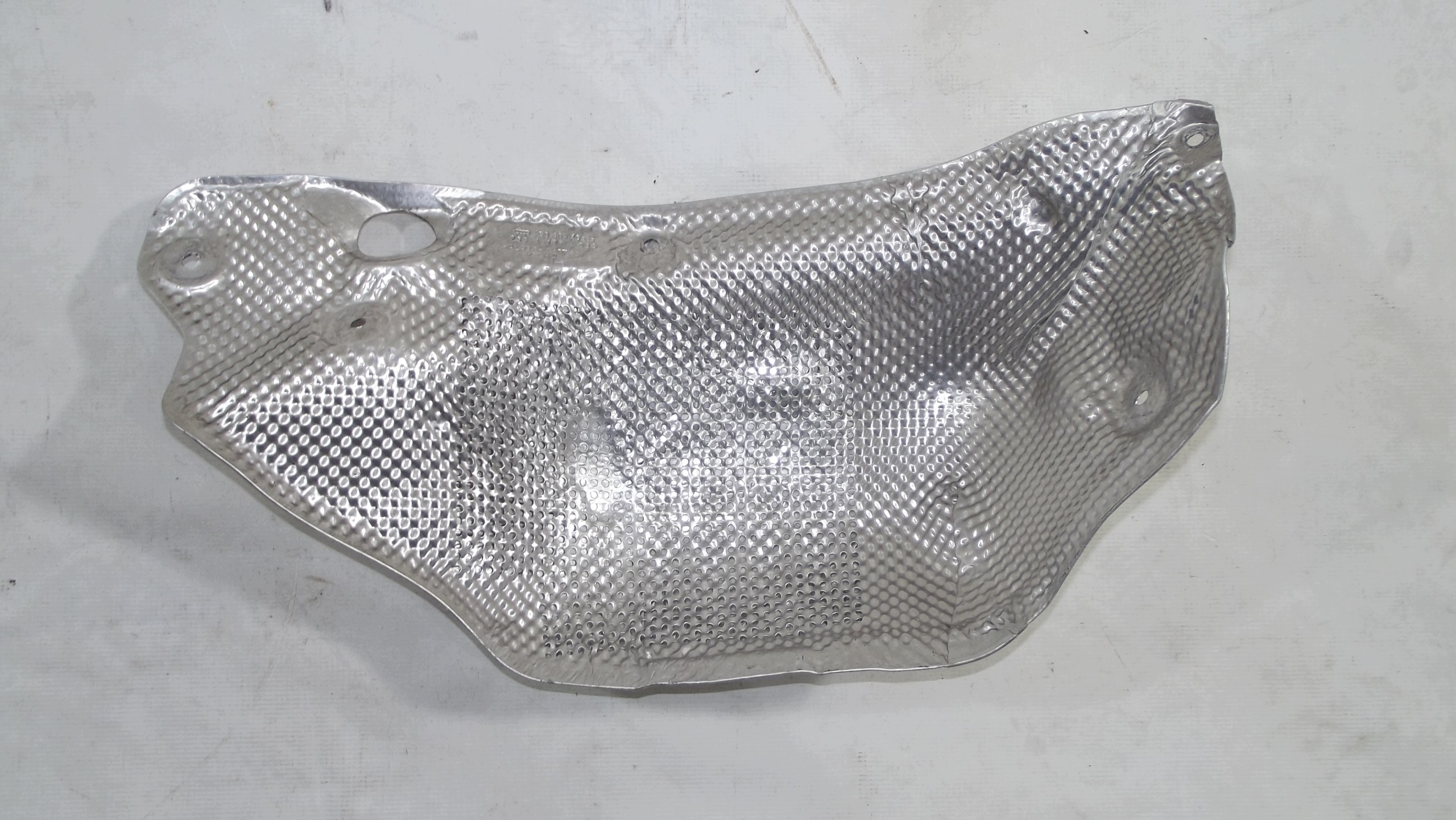 Audi A6 C7 Blende Abdeckung termiczna wärmblech 4G0807081