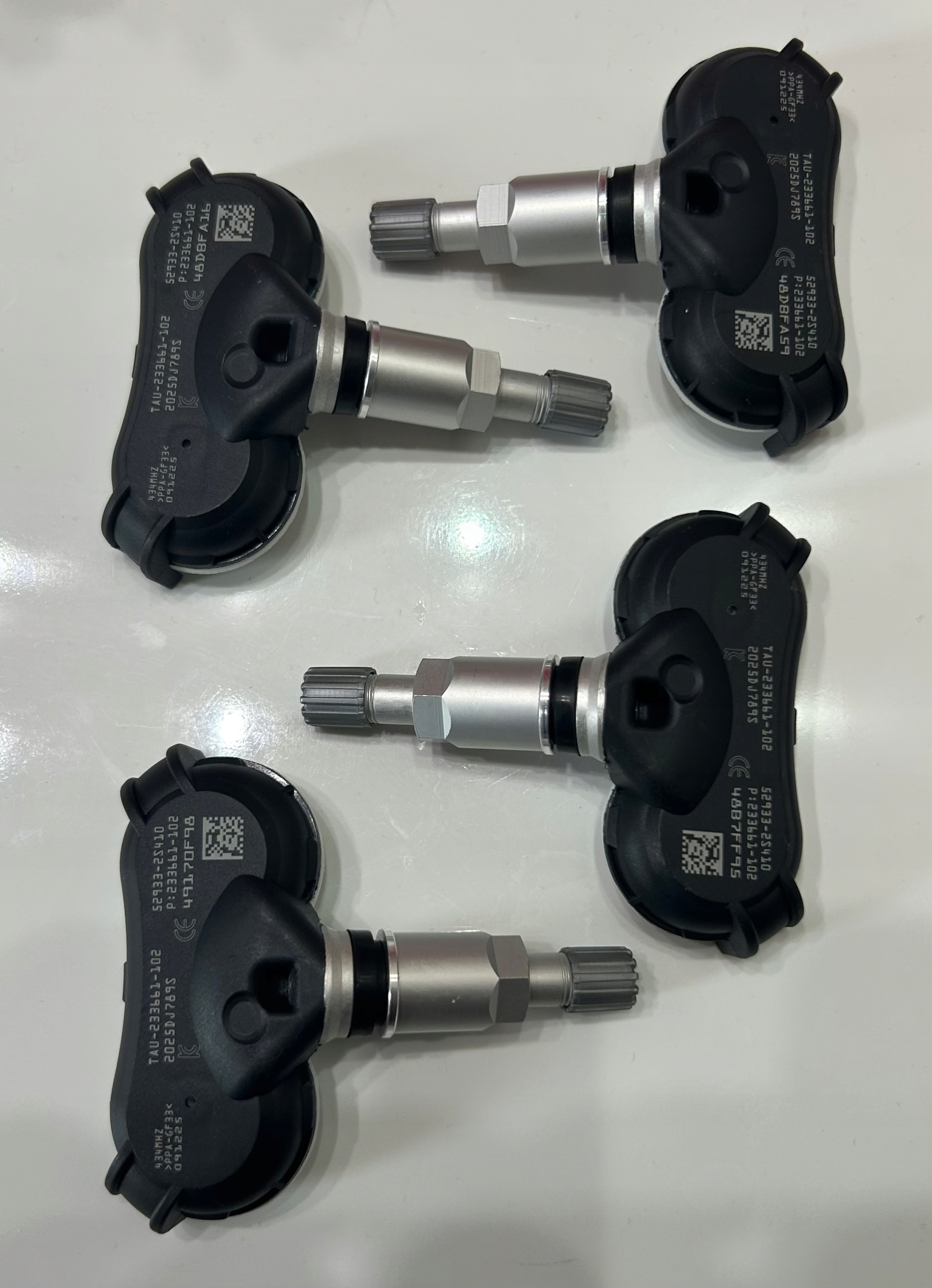Monitor tlaku v pneumatikách Hyundai IX35 Tucson Kia Sportage Tpms 434 MHz