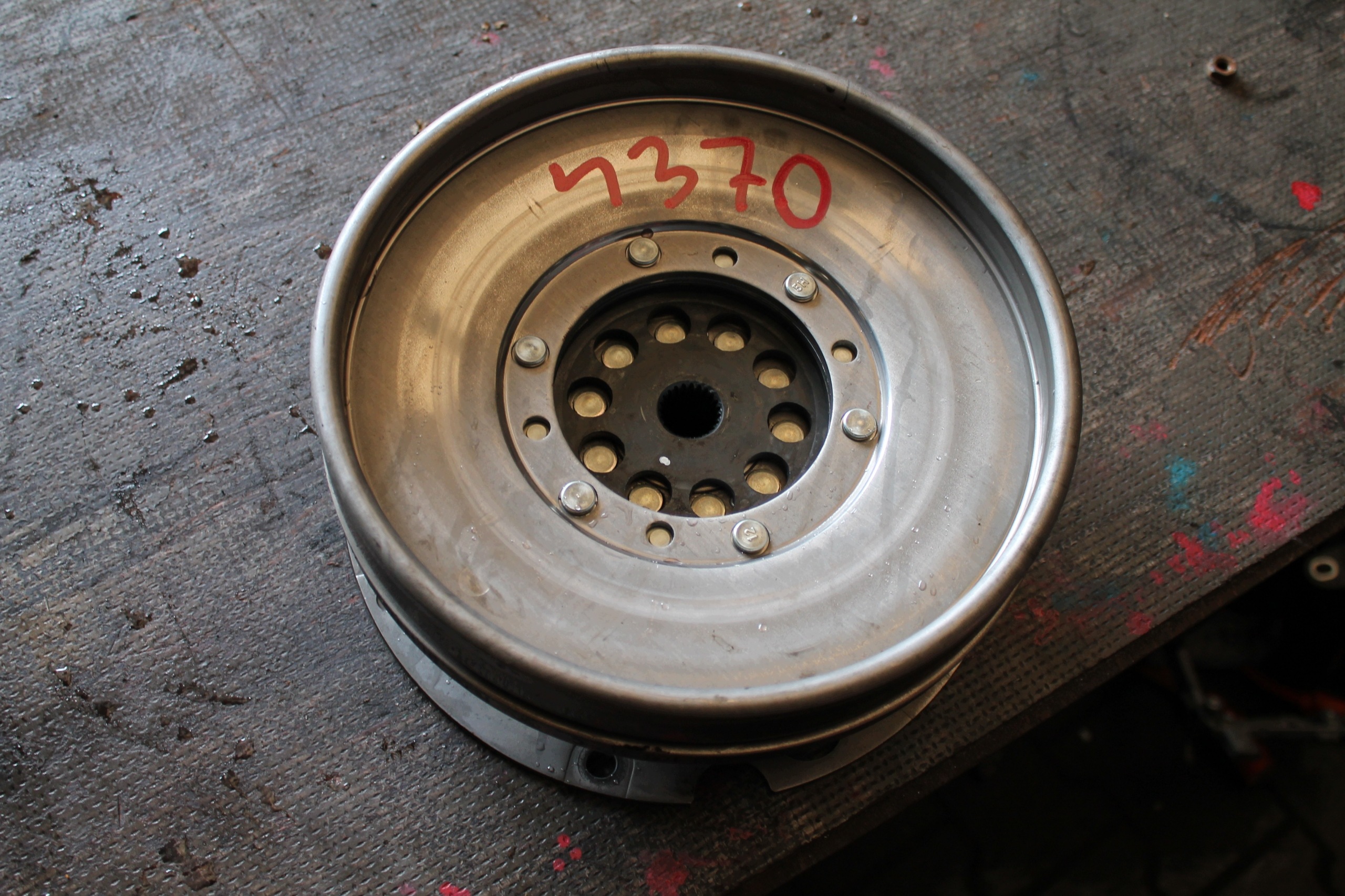 4370. wheel flywheel clutch AUDI 0CJ105317C