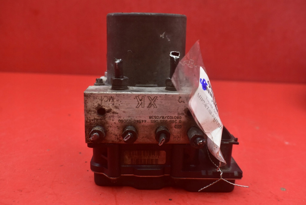 pompa ABS 44540-02060 TOYOTA AURIS 1 e 2.0 D-4D 126 KM 06-09