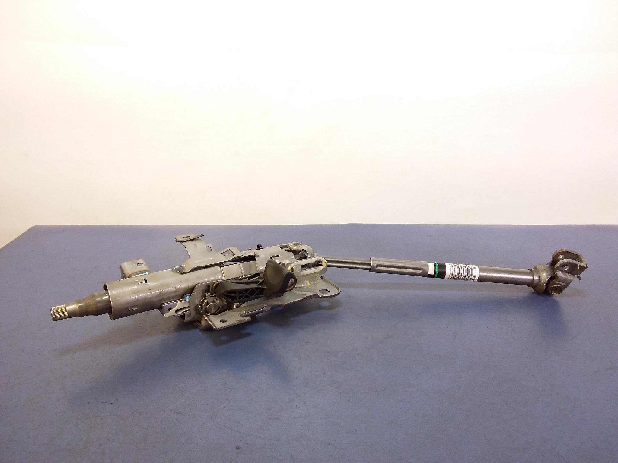 PEUGEOT 208 И РУЛЕВАЯ КОЛОНКА КРЕСТОВИНА