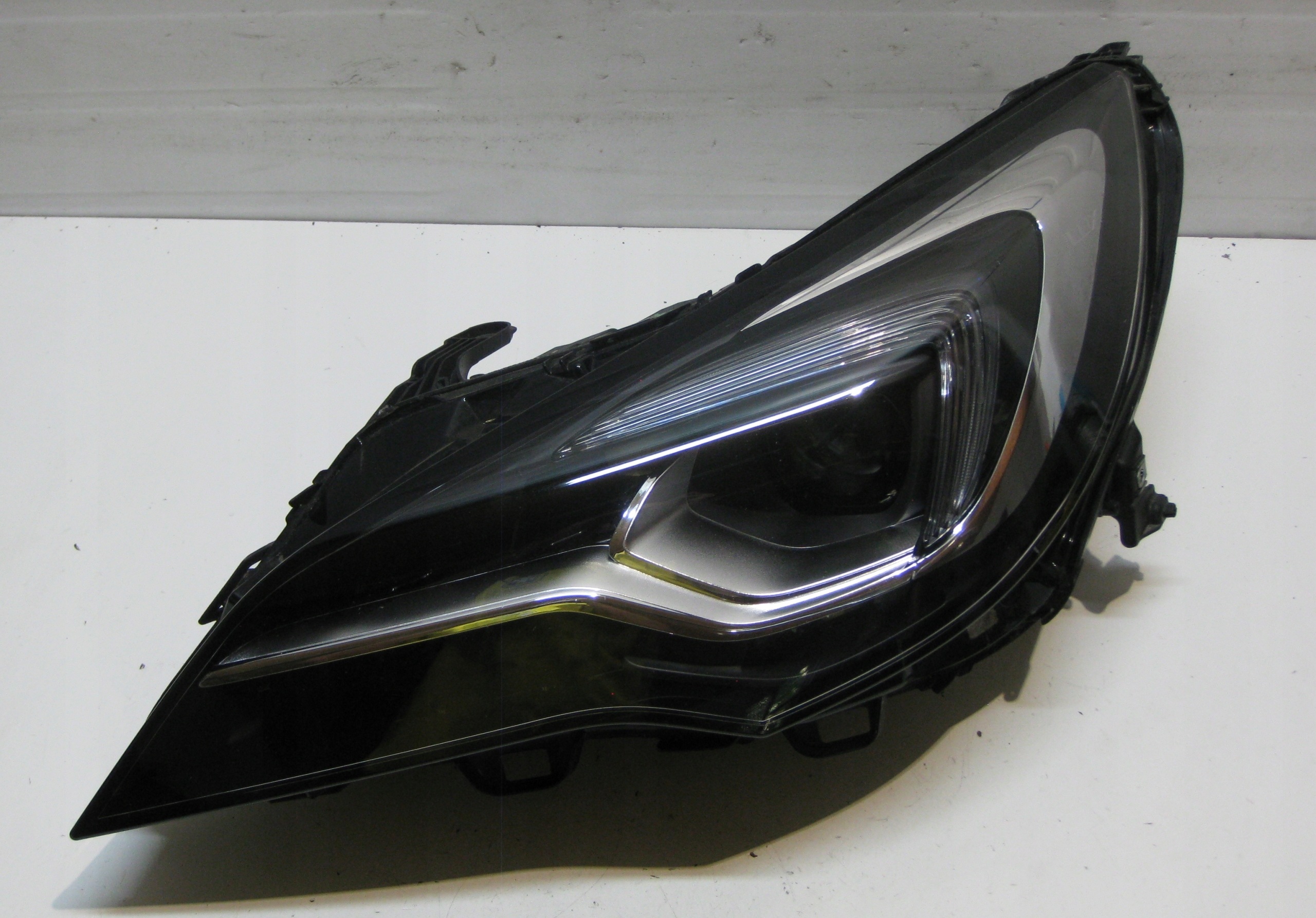 OPEL ASTRA K V KOMBI 17R REFLEKTOR light front left FULL LED 39077806