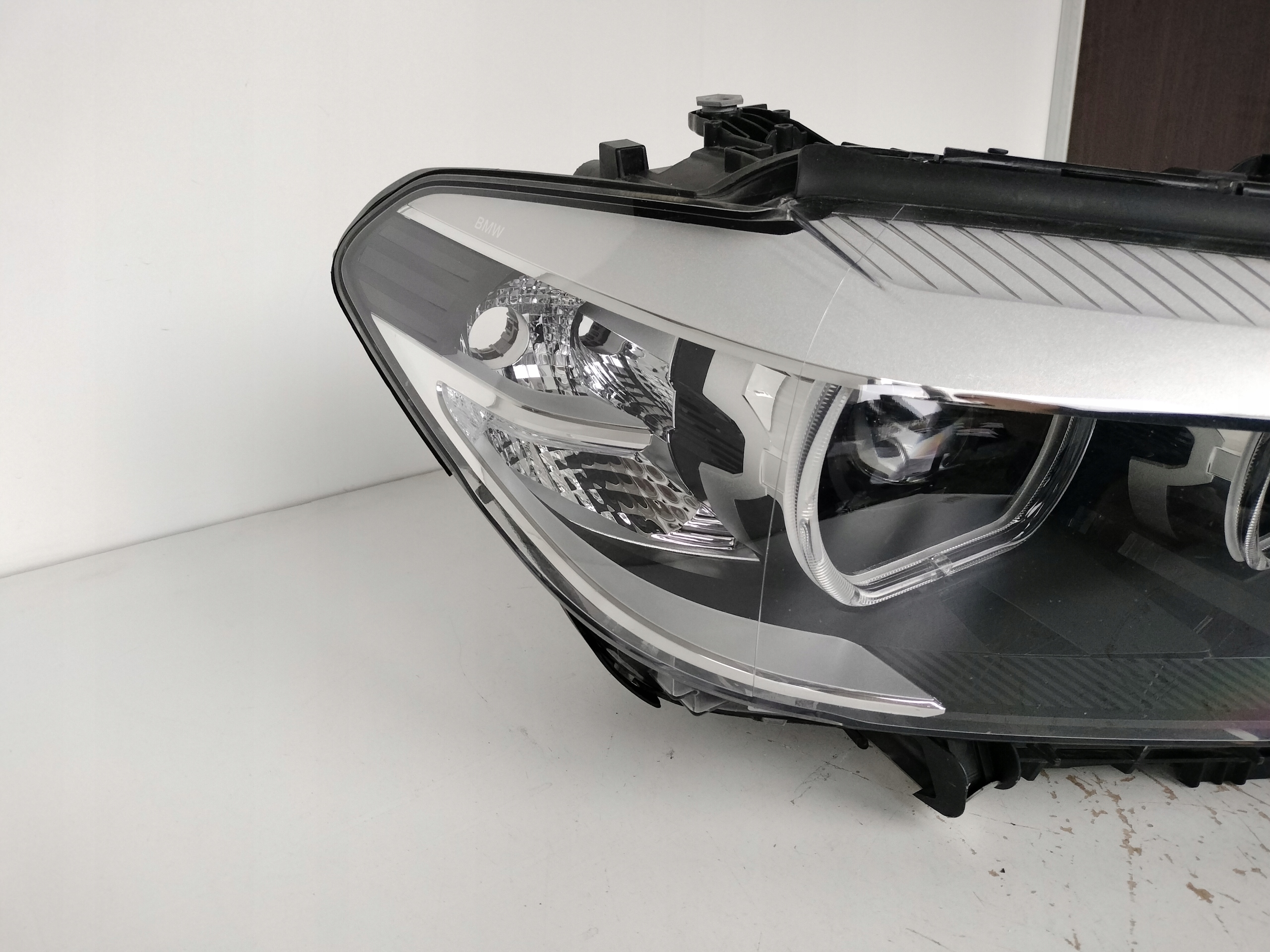 light right REFLEKTOR BMW 5 G30 G31 17- FULL LED