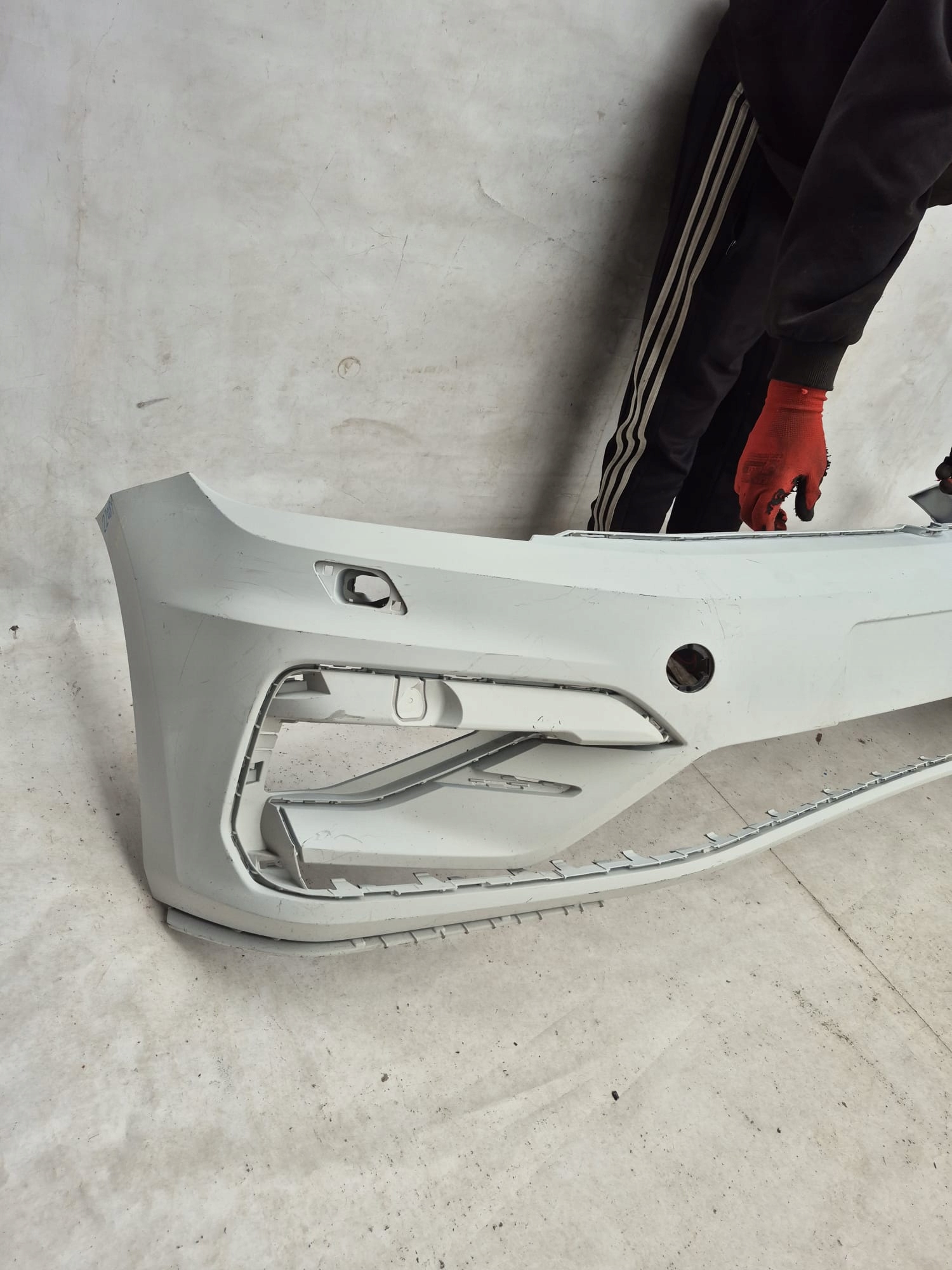 VW TOURAN 5TA R-LINE 15- bumper front front SPR 5TA807221M