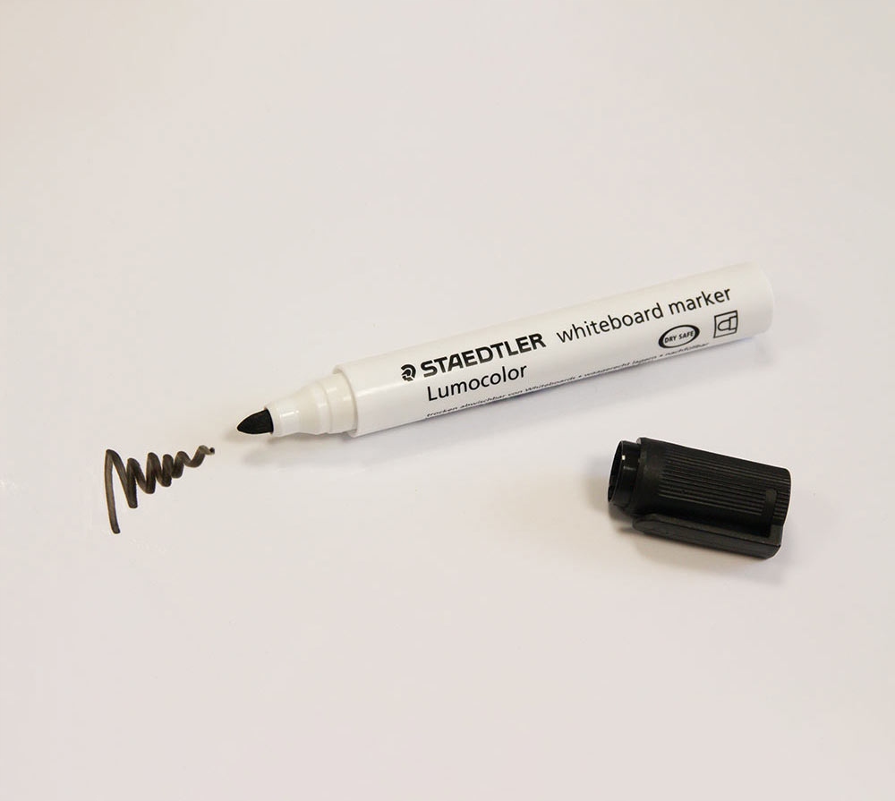 CZARNY marker suchościeralny LUMOCOLOR Staedtler Marka Staedtler