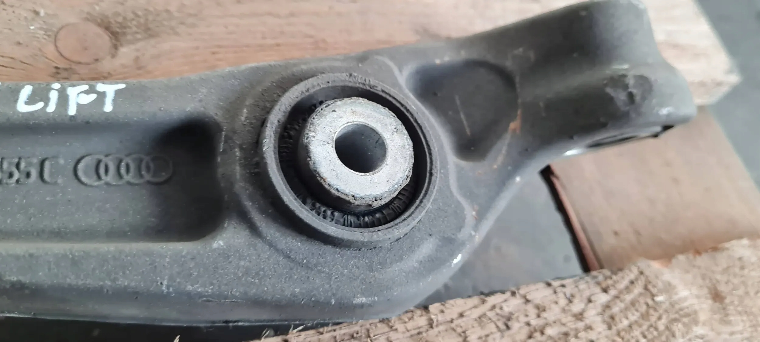 A6 C7 4G LIFT arm left front front 8K0407155C A4 B8 S4 A5 Q5