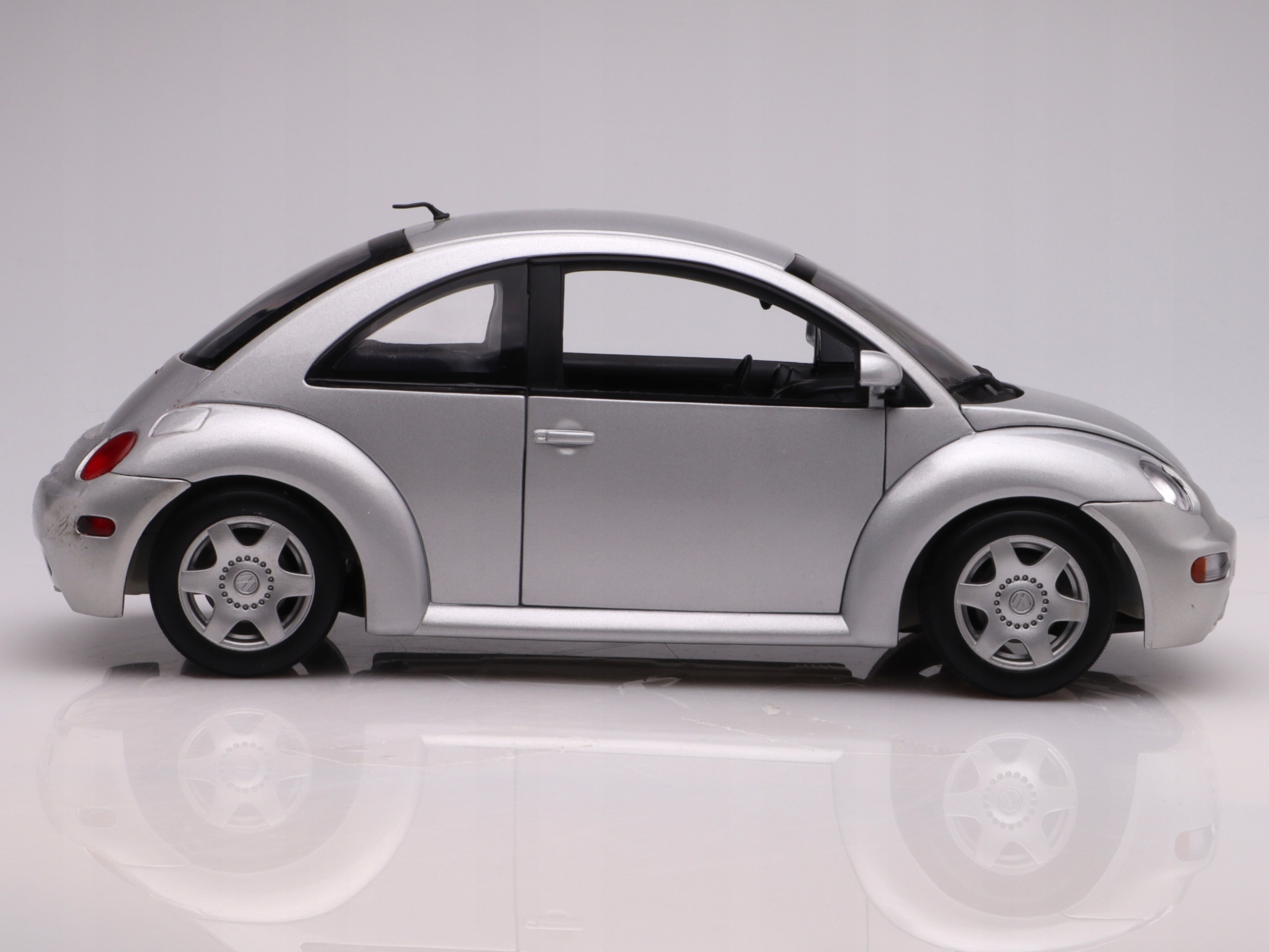 Top 5 Problems Volkswagen New Beetle Coupe 1998-2010 1st Generation 