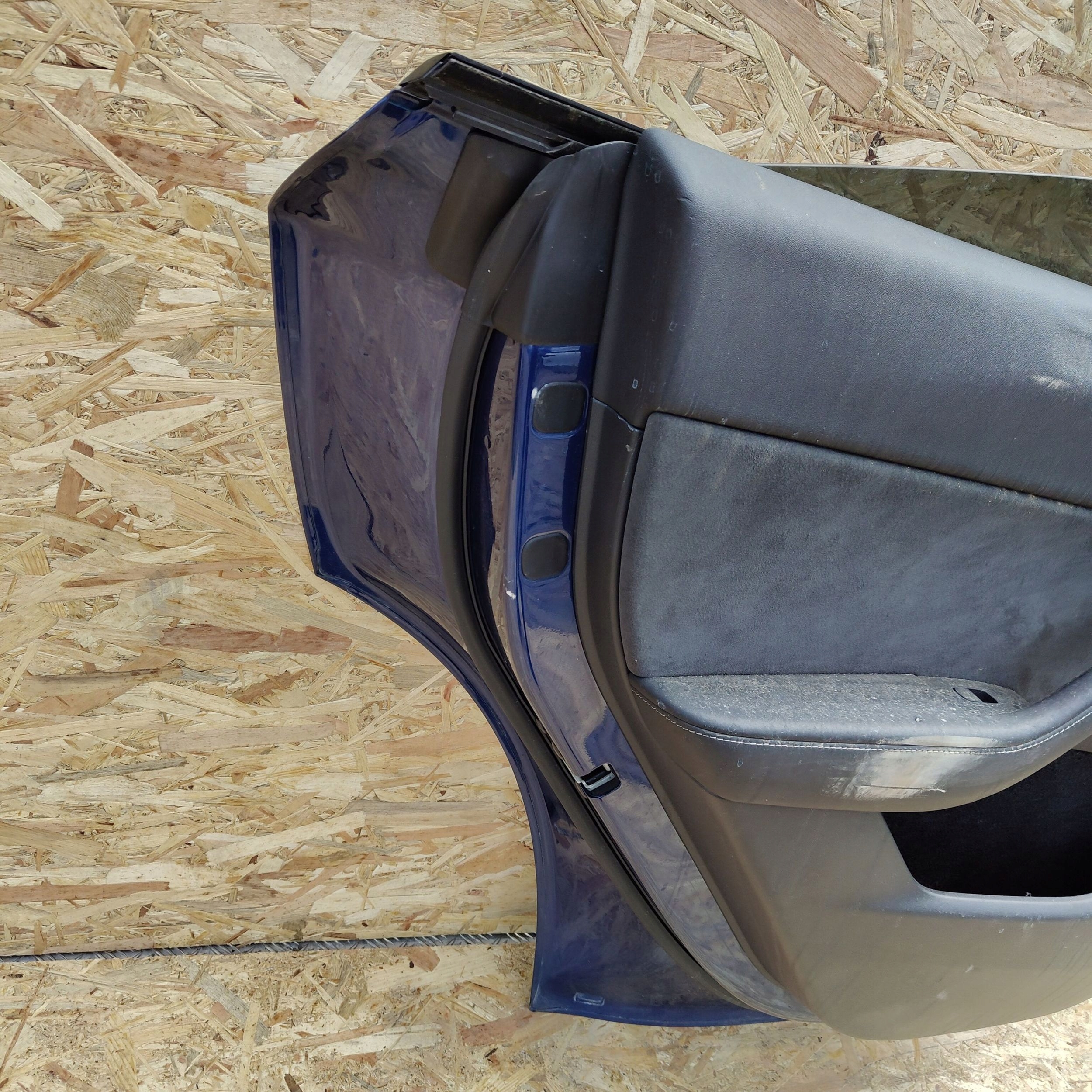 door rear. rear part side left Tesla Model Y 2020 demontaz