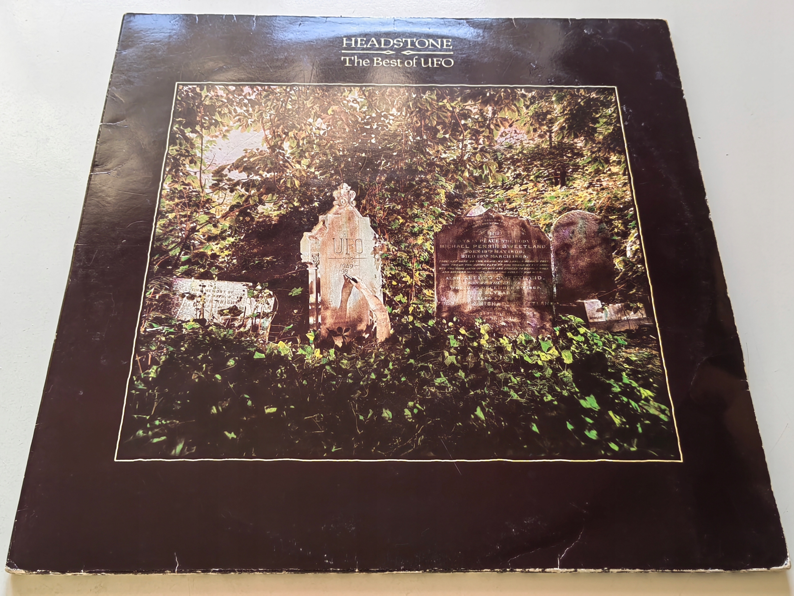 Headstone Best Of Ufo - Niska cena na Allegro