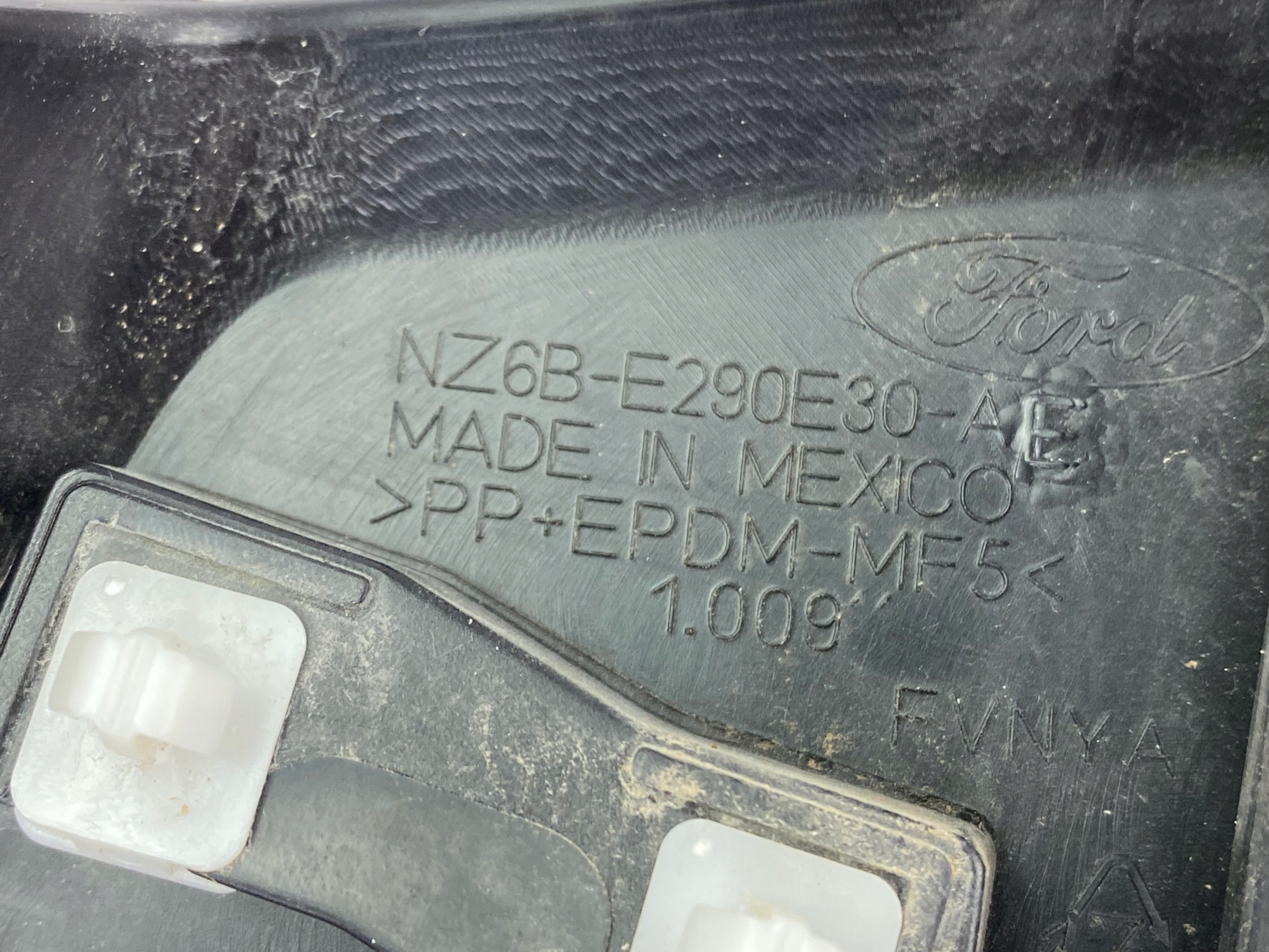 upper moulding slupka C Ford Maverick 2022+ USA