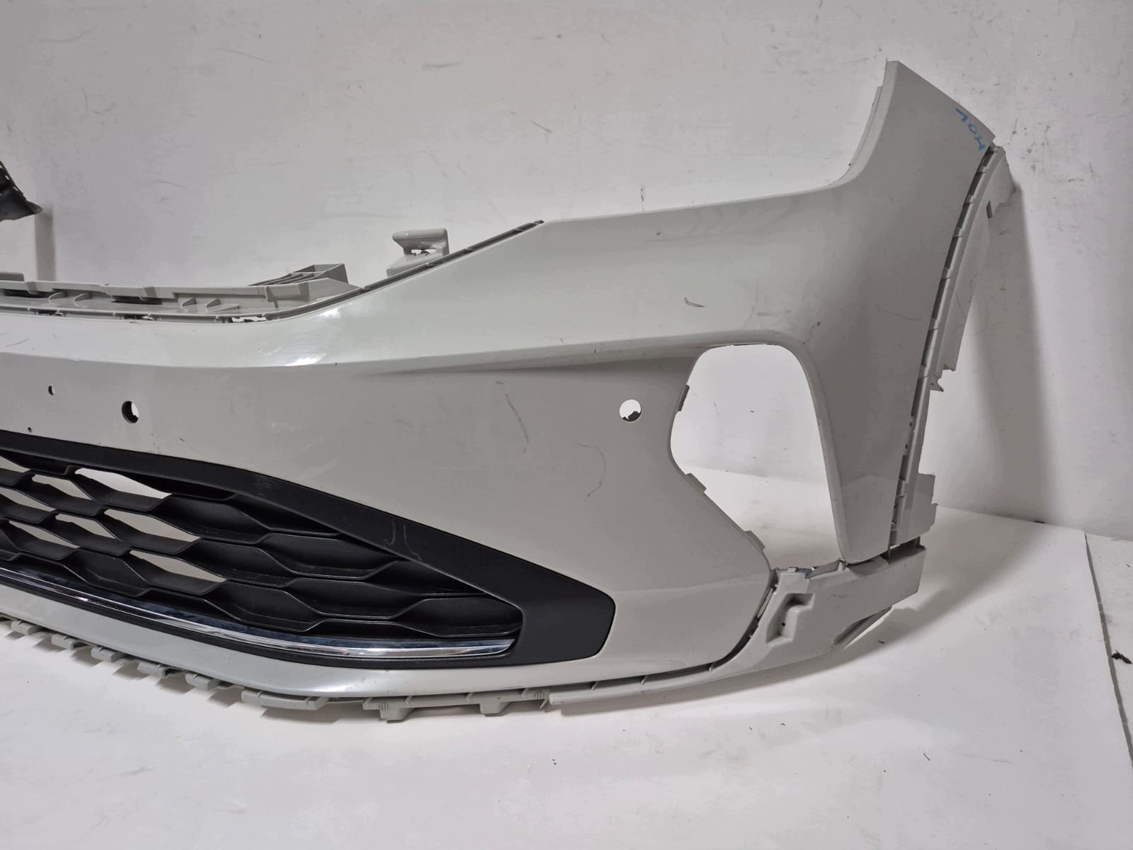 VW TAIGO 21-> bumper front front PDC