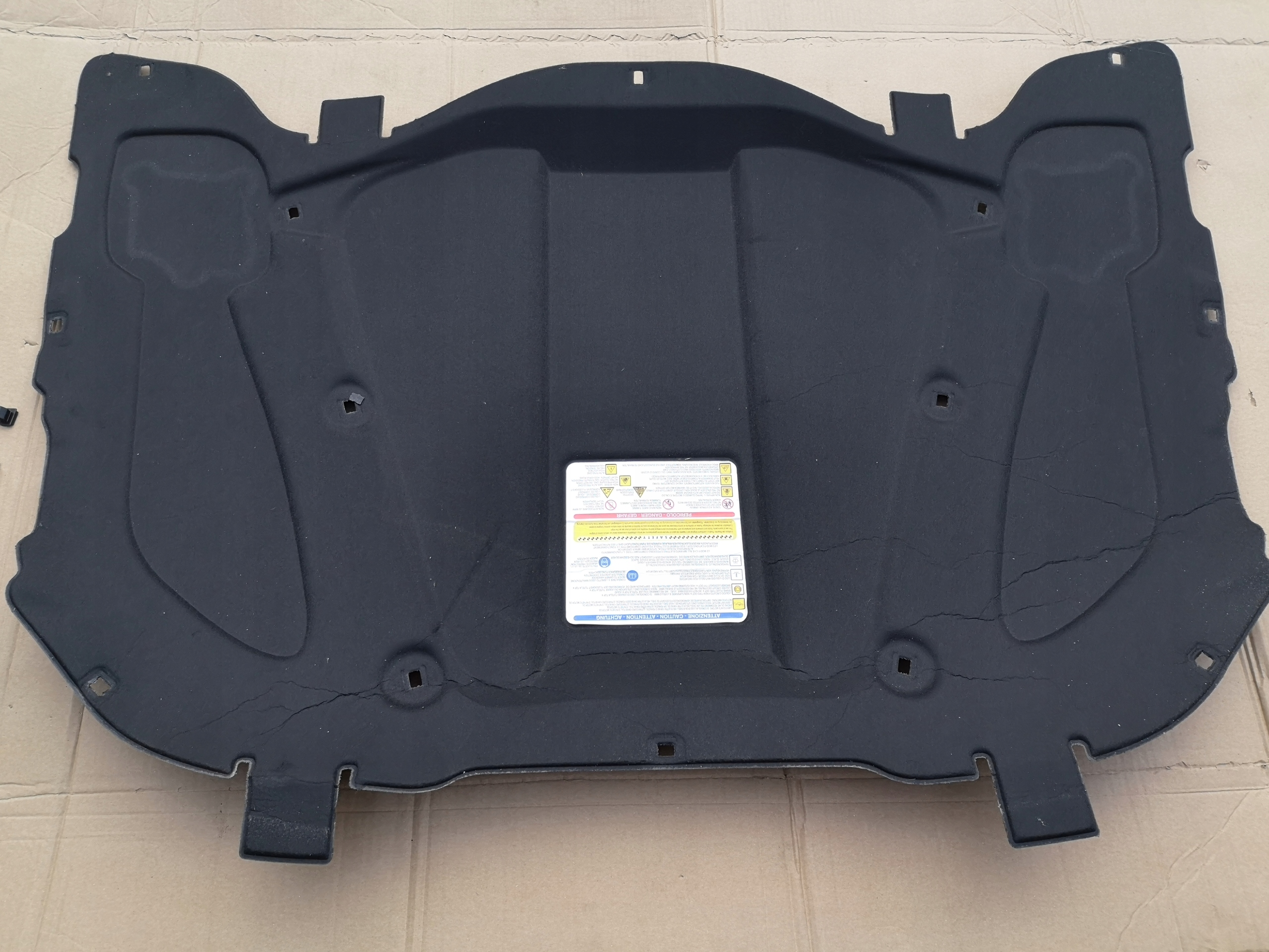 6700062060 - Звукоізоляція капота + затискачі MASERATI GHIBLI M157