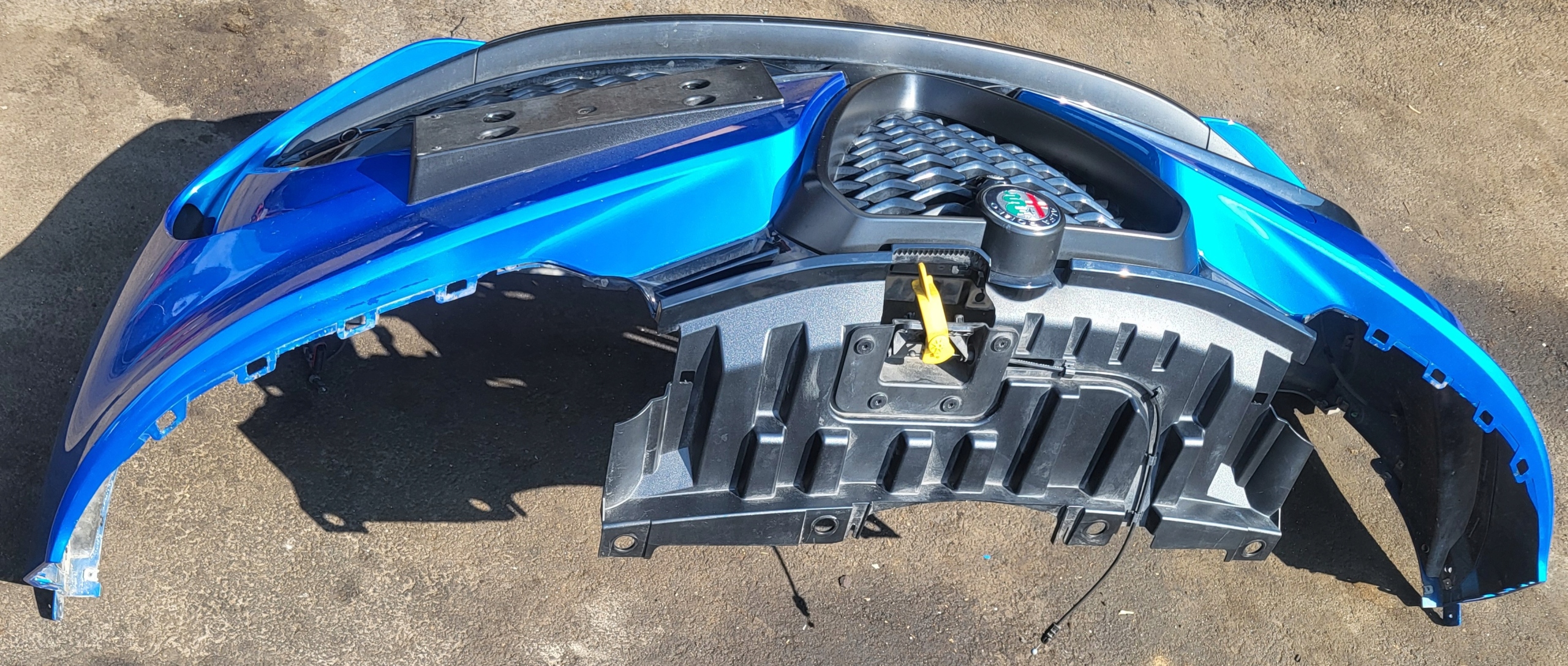 bumper front complete KAMERA 6XPDC ALFA ROMEO TONALE VELOCE blue 756