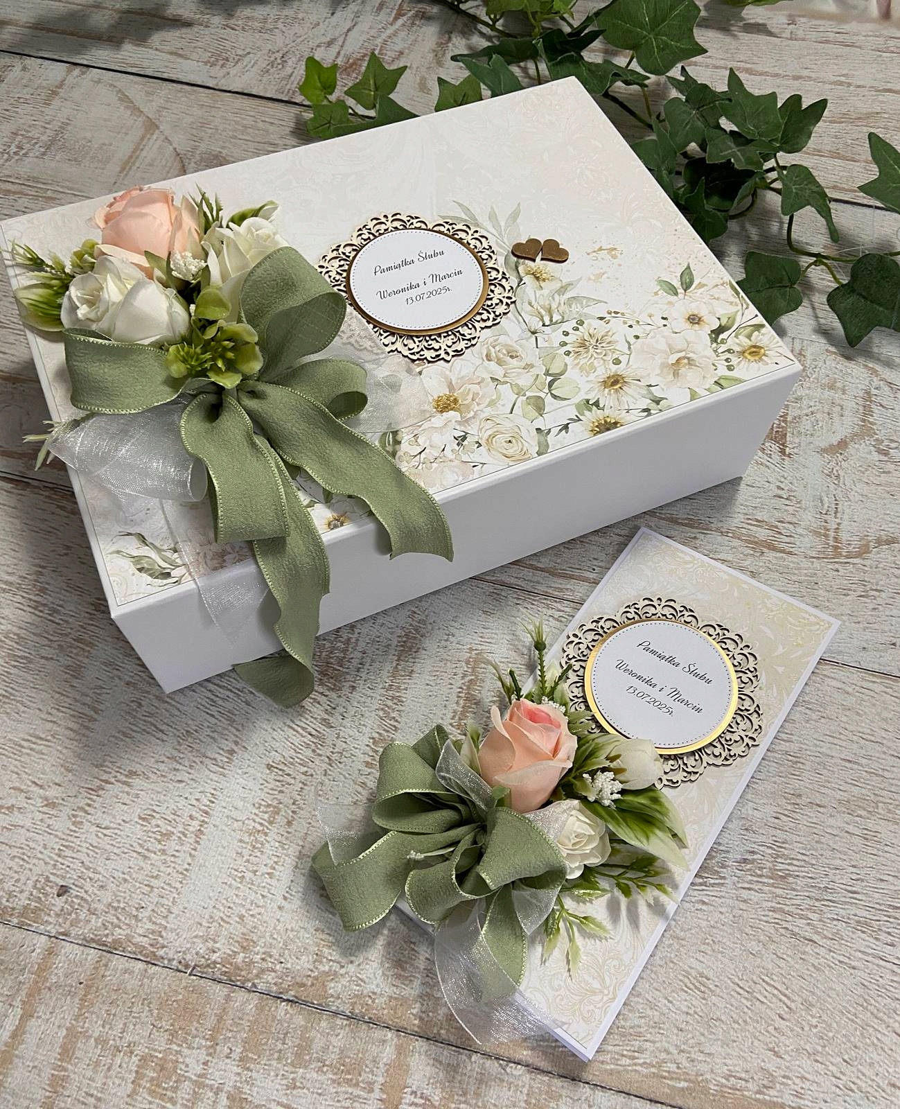 Velký dárek dárkový box s růžemi a kartičkou, krabička personalizovaná krabička