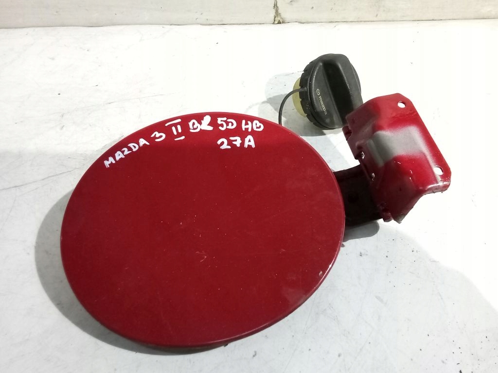 Mazda 3 II BL HB Tankklappe des Kraftstoffsbehälters 27A