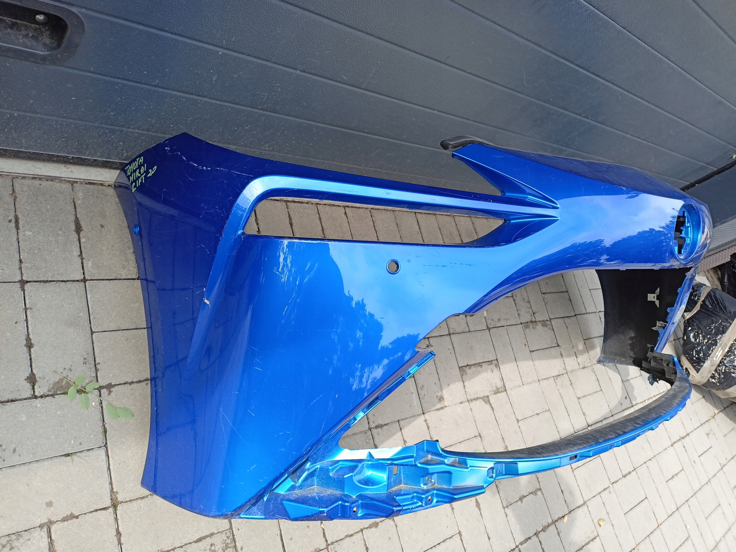 Toyota Mirai 20- front bumper