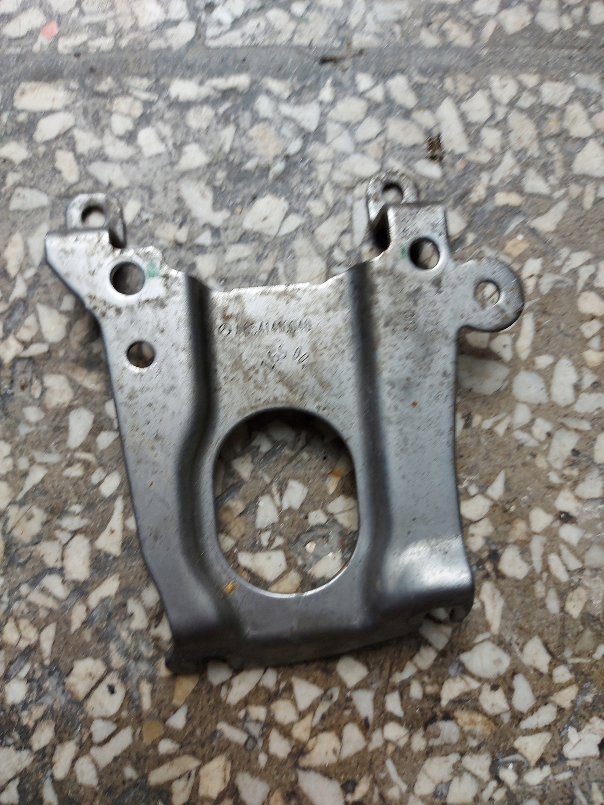 bracket console holder MERCEDES C W205 E W213 OE EU