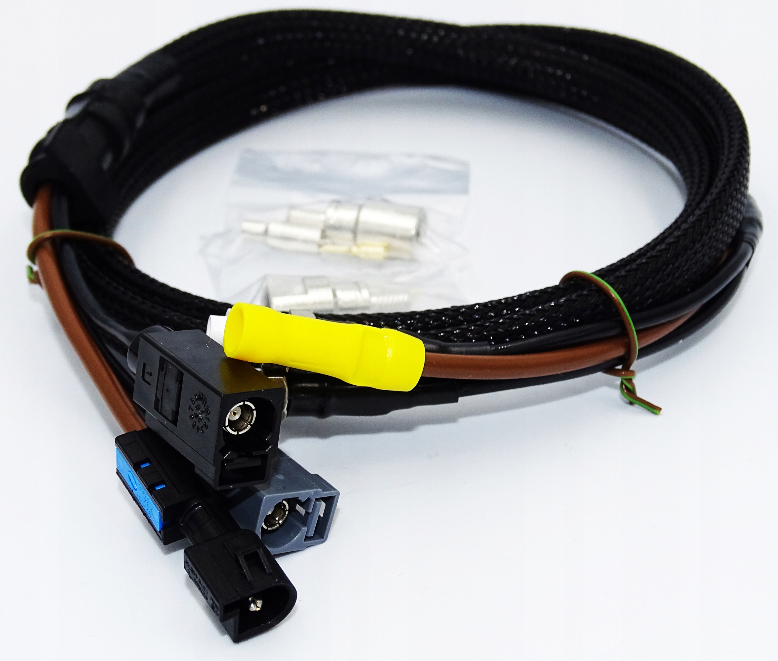 WIAZKA KLAPY BAGAZNIK BMW E61 ANTENA DIVERSITY Car type Passenger cars