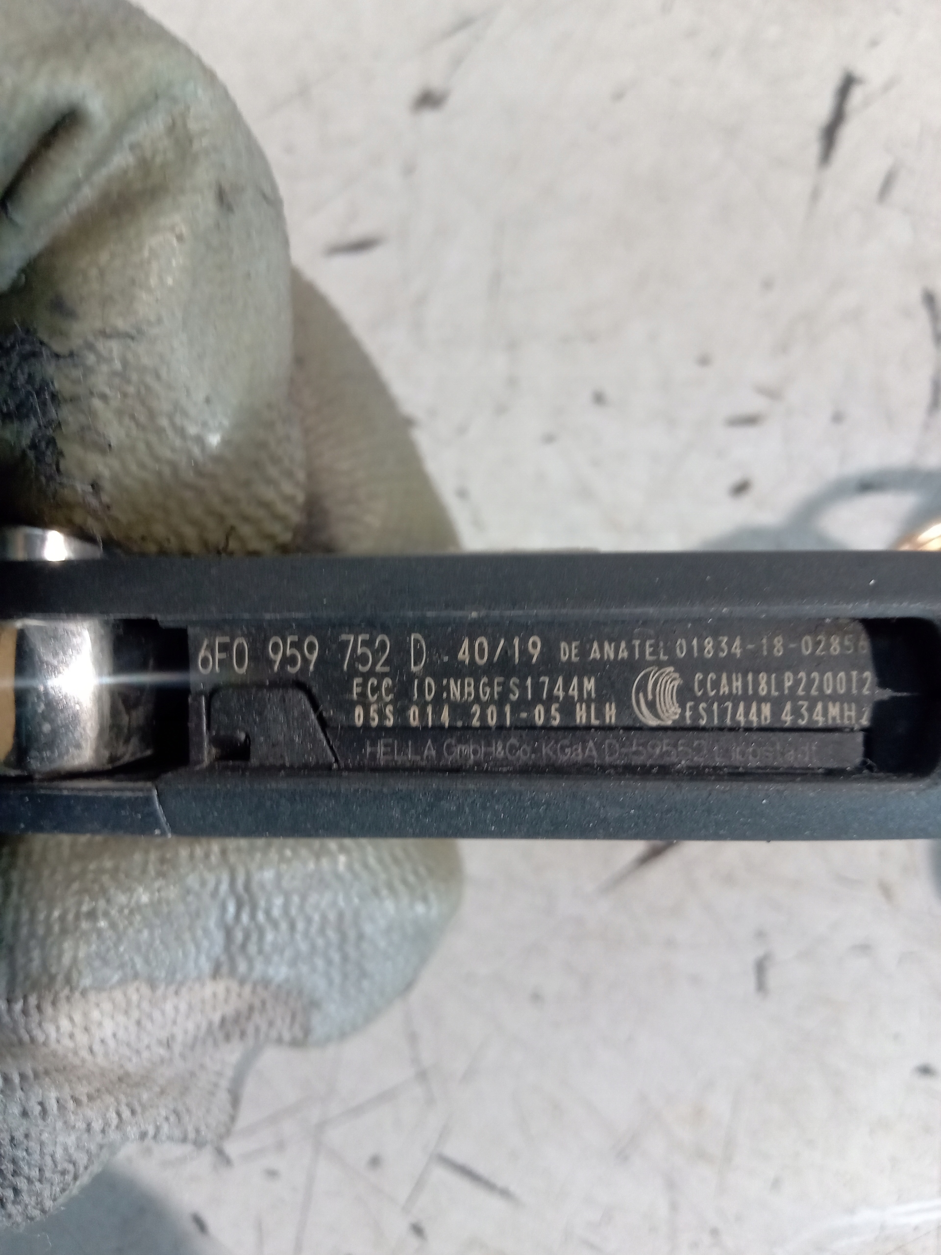 SEAT ARONA KLUCZYK PILOT SCYZORYK Typ samochodu Samochody osobowe