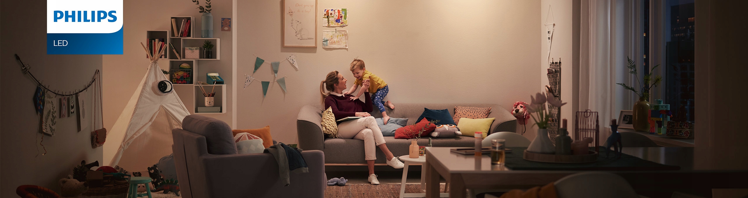 Żarówka LED E27 PHILIPS UltraEfficient klasa A 40W 485lm 2700K Barwa światła biały ciepły